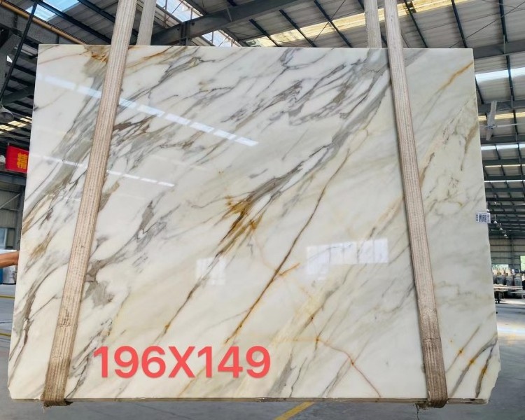 Factory Price Wholesales Natural White Stone Calacatta Gold Marble Slab For Wall Tiles