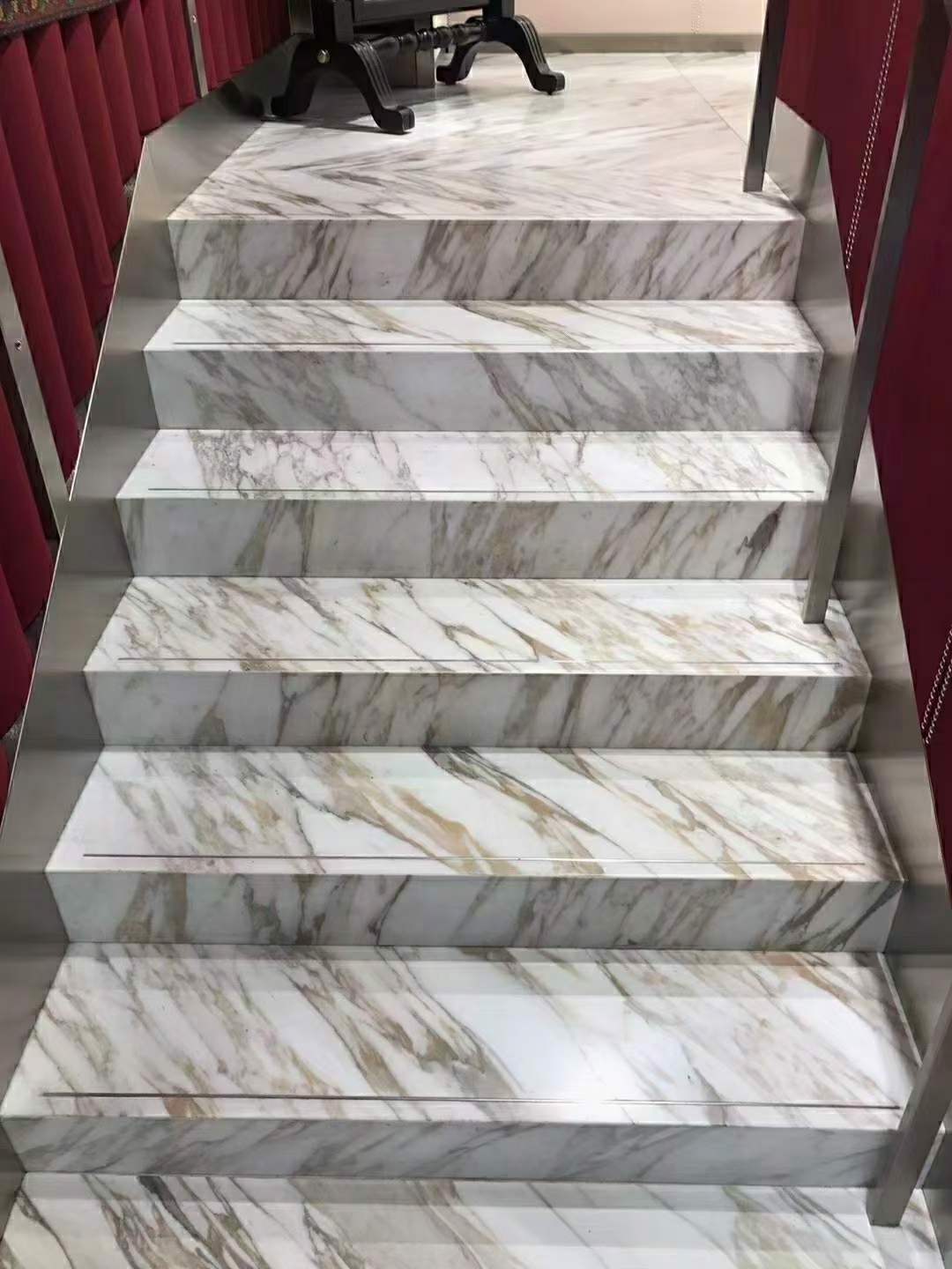 Hot sale Italian white calacatta gold marble stairs tread