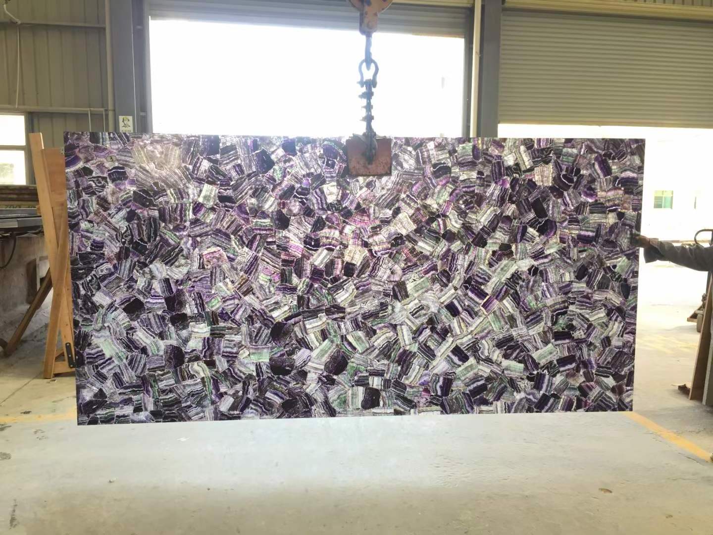 Elegant customized translucent amethyst countertop for villa