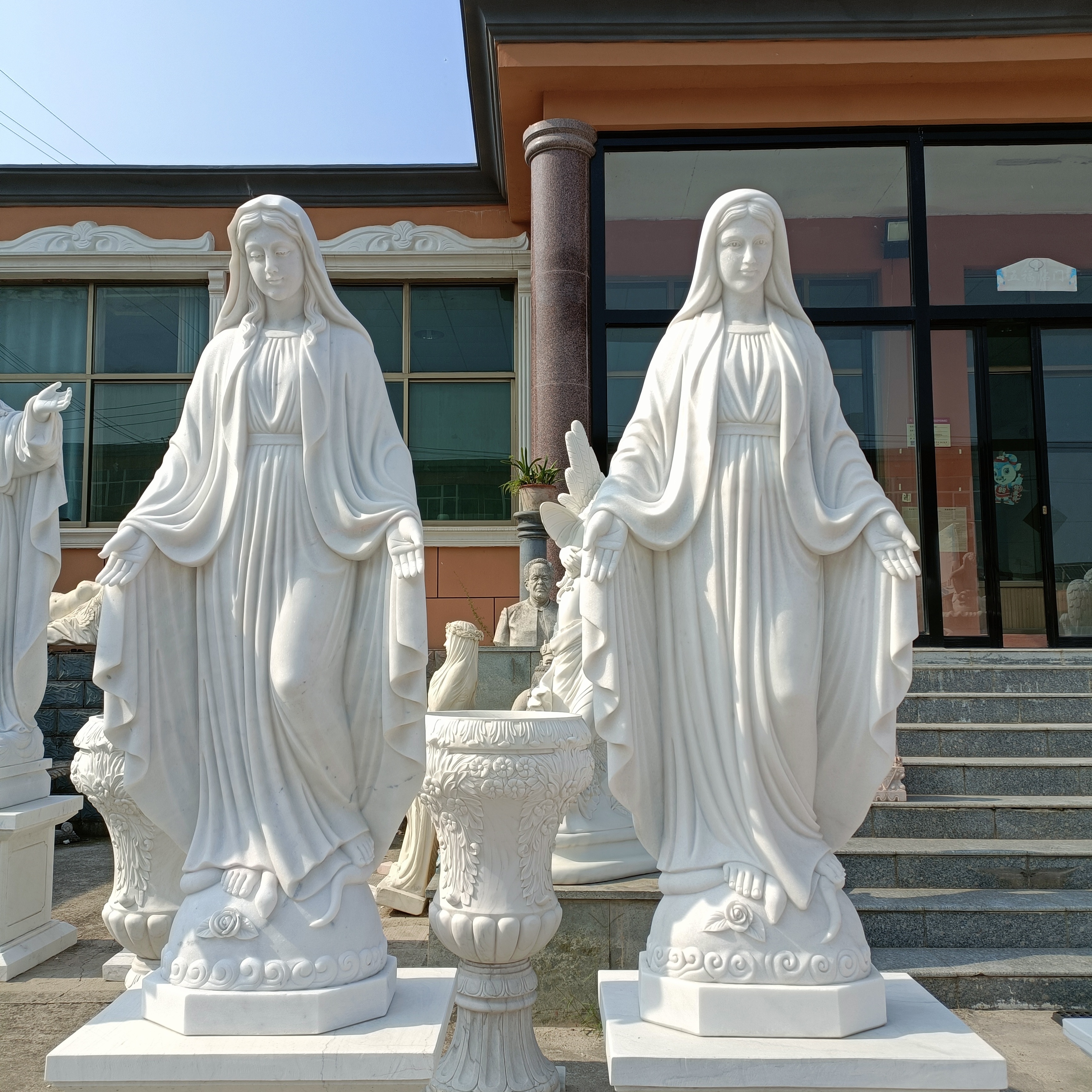 Customized Life Size Religious Statues Outdoor Decoration Stone Marbled Sculpture Marble Jesus Statue