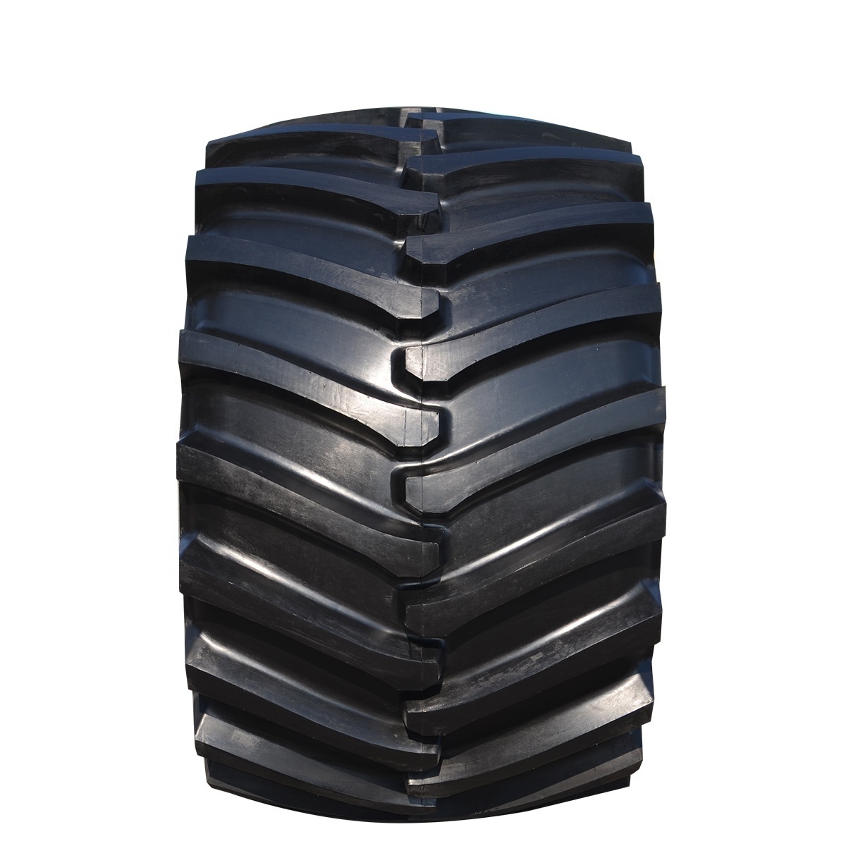 ROADHIKER brand Logging Skidder Tyre 54x37.00-25, 66x43.00-25, 73x44.00-32 Made in China from tyre factory