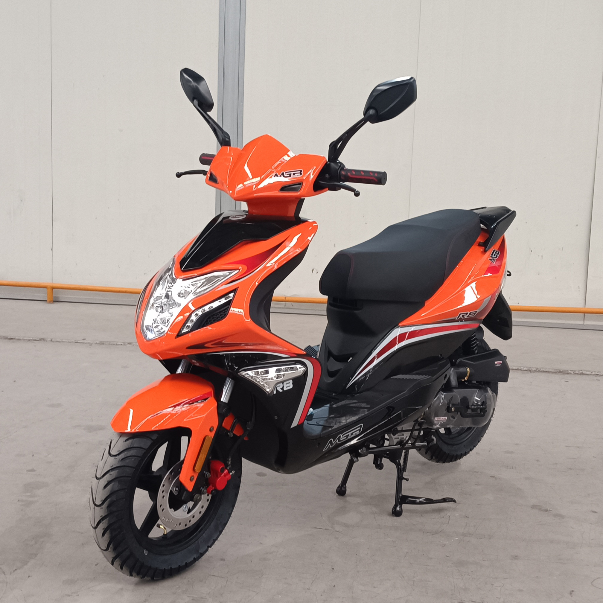 China Factory 150cc 100cc Gasoline Cars Motorcycle Vehicle Petrol Motorcycle Gas Powered Scooter With 2 People Seat