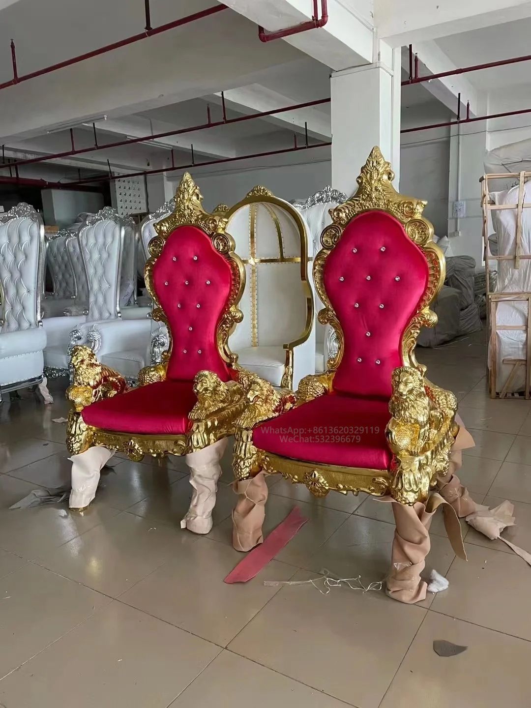 High-Back European Classical Gold Throne Arm Chair Luxury Artificial Leather for Banquets Events Villas Hand-Carved King Throne