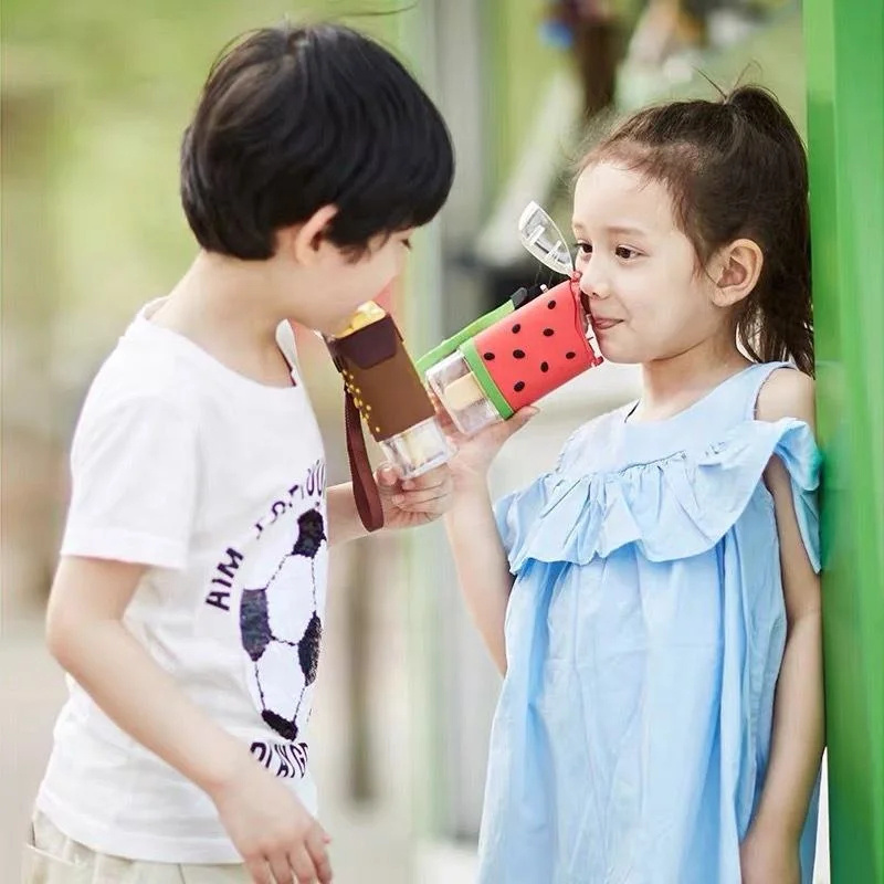 Wholesale Cute Cartoon Ice Cream Children with Strap Portable BPA Free Plastic Bottles Fashion Popsicle Straw Water Cup