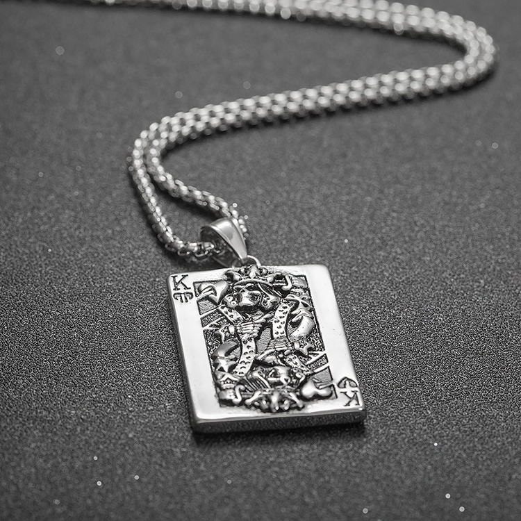 Wholesale Surgical Steel Playing Cards King Man Fancy Jewelry Vintage Pendant For Men