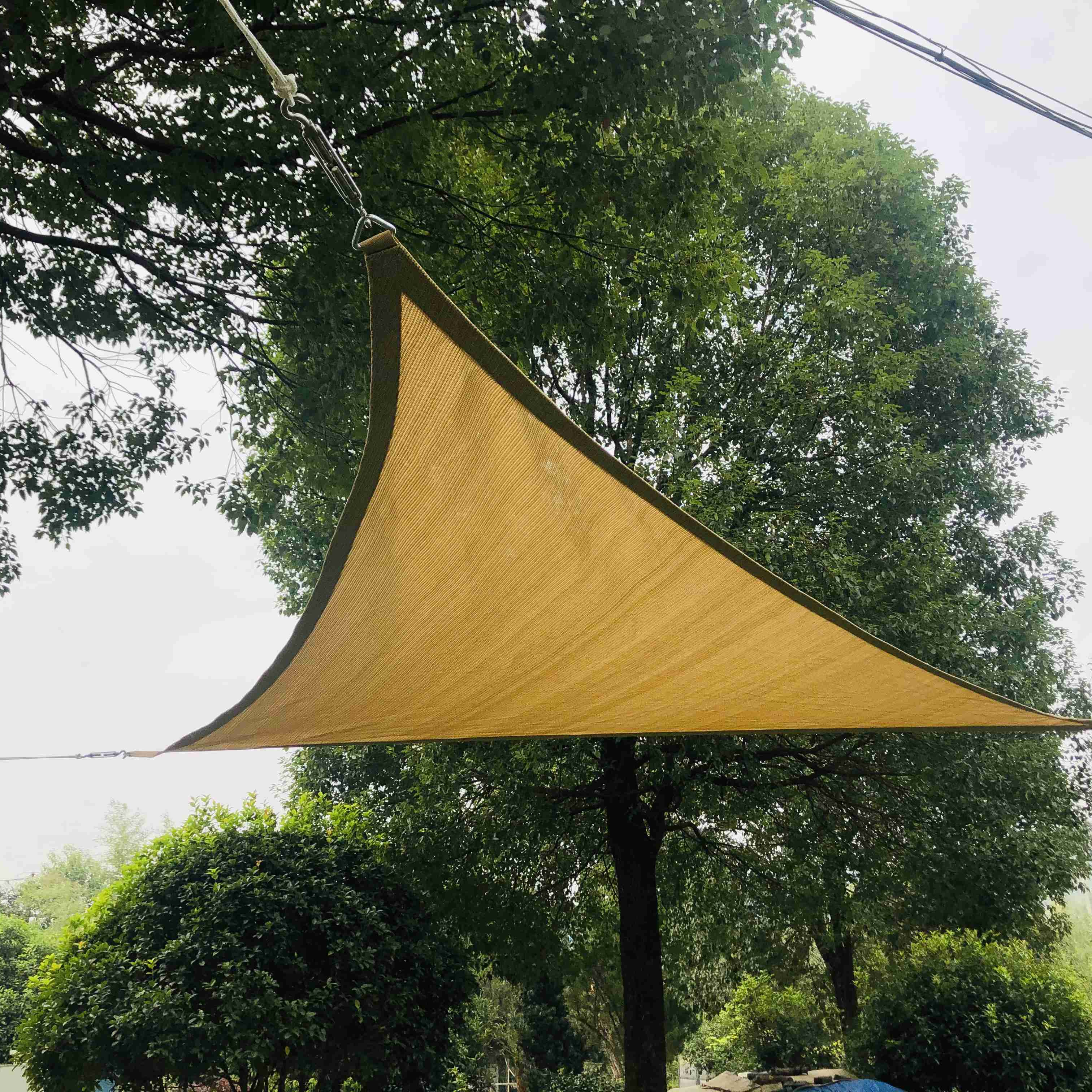 Retractable HDPE Fabric Sun Shading Awnings Canopy