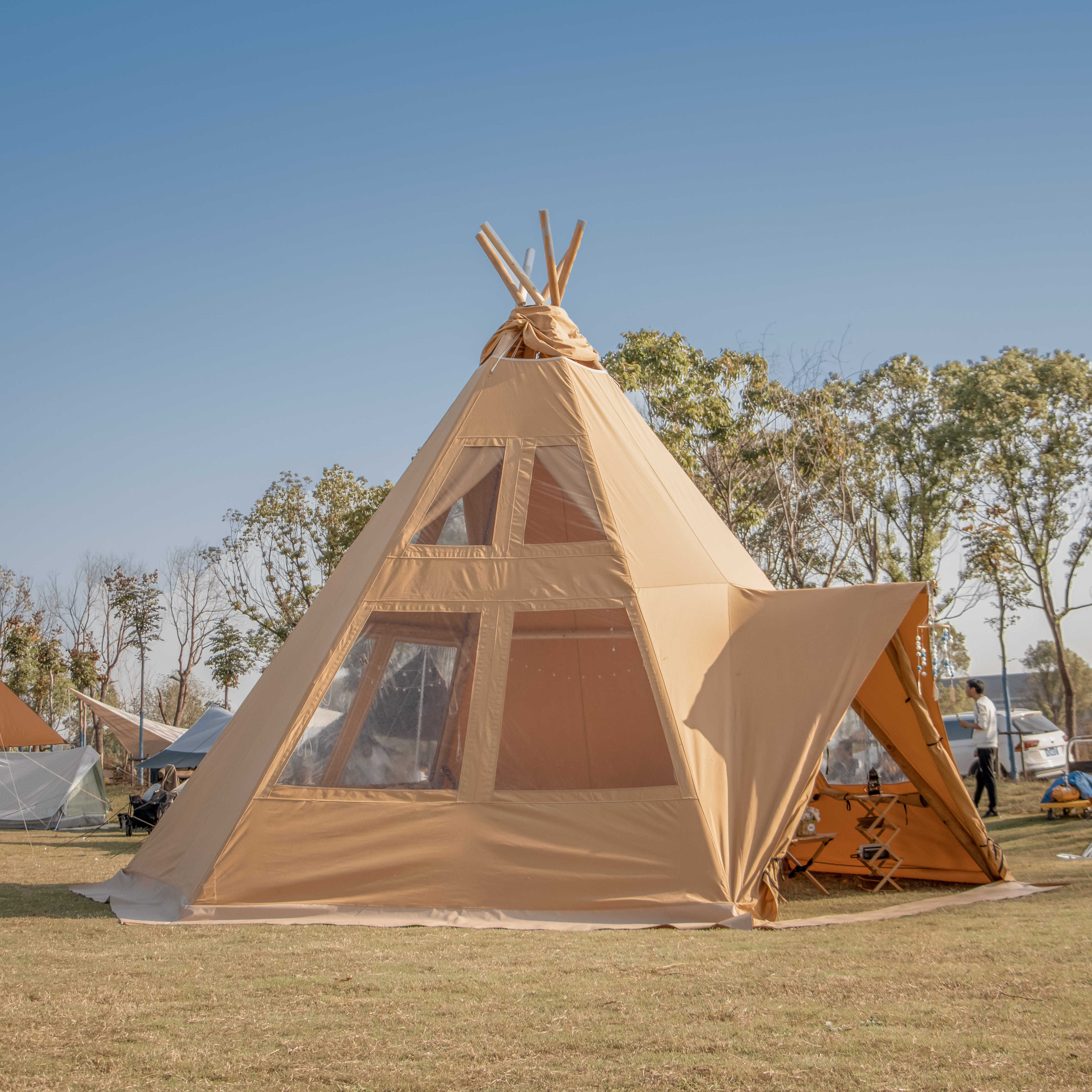 Large size glamping tent wooden frame pyramid tent adult teepee outdoor camping tipi tent waterproof