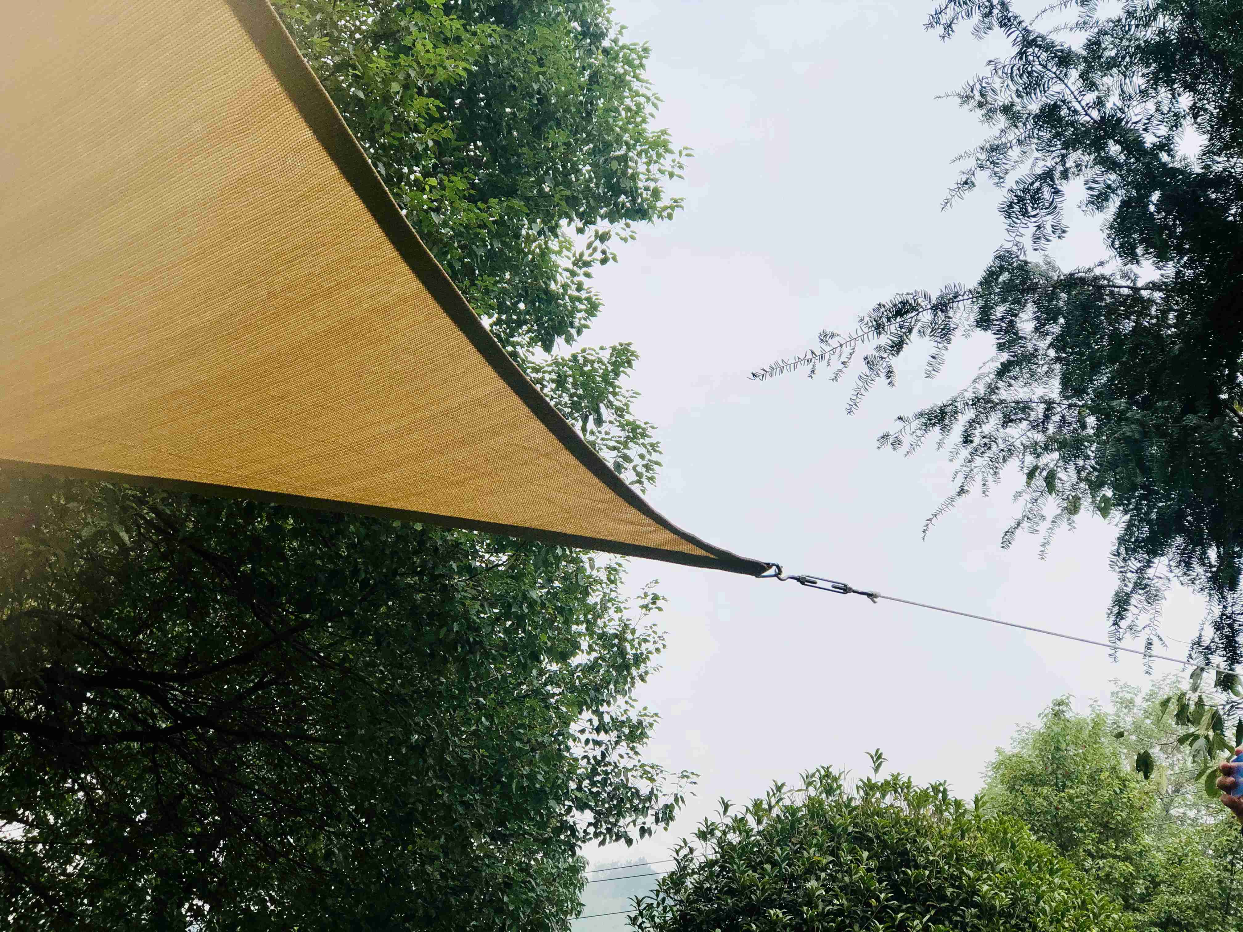 Retractable HDPE Fabric Sun Shading Awnings Canopy