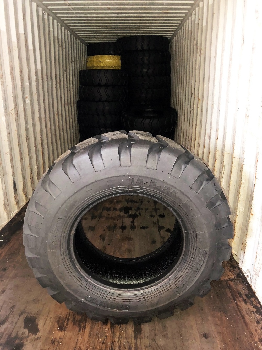 henan wheel loader tire for 17.5x25 14.00-25 with long life and low price