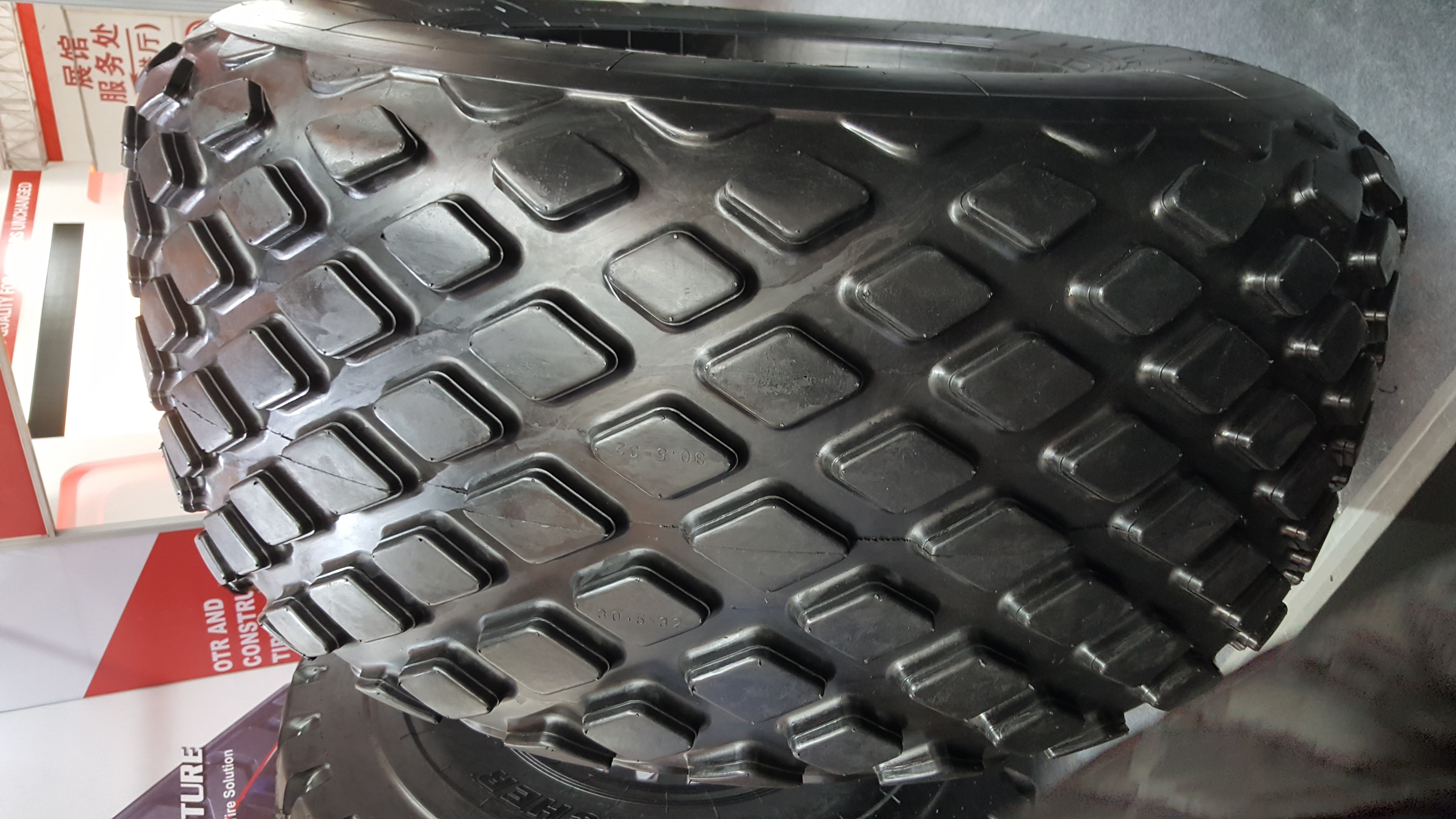 China suppliers forestry tire 23.1-26 24.5-32 28L-26 agricultural tire with best price