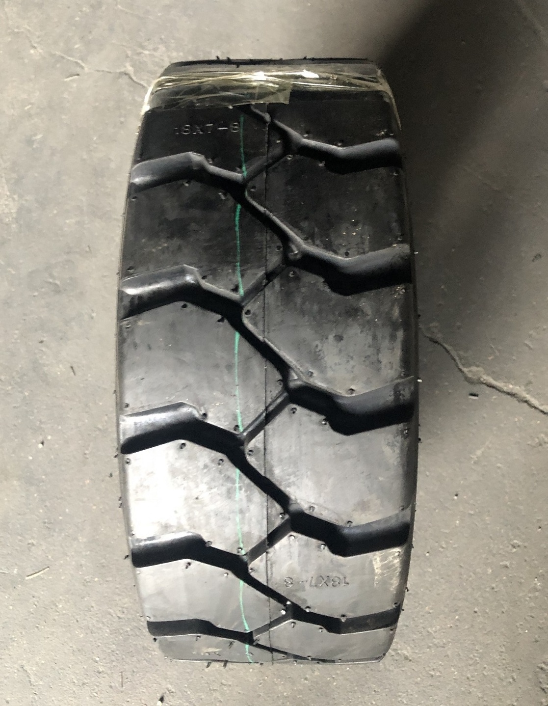 Forklift pneumatic tyre size 300-15(315/70-15)  tire bias  factory OEM service