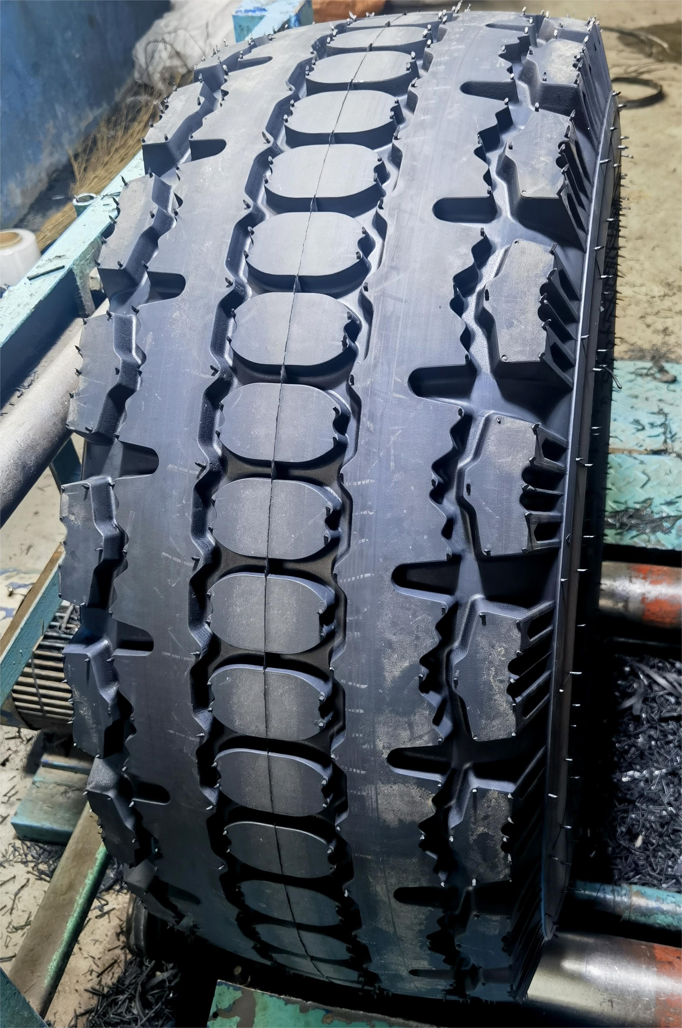 OTR Off-the-Road Tyre High Quality Fast Delivery TTF Truck Tire 1025x420-457 1025 420 457 1025x420x457 1200X500-508 1100X400-533