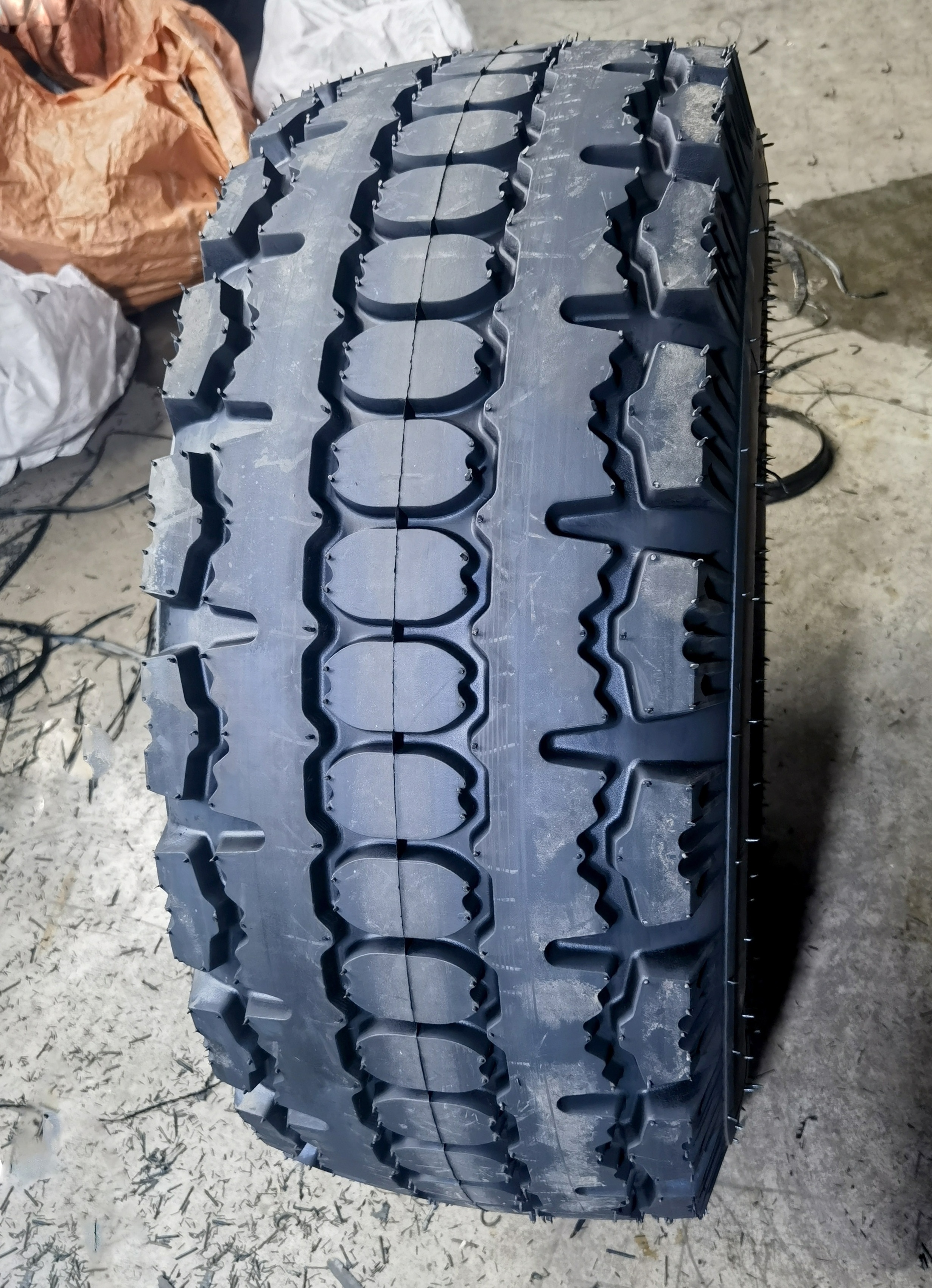 OTR Off-the-Road Tyre High Quality Fast Delivery TTF Truck Tire 1025x420-457 1025 420 457 1025x420x457 1200X500-508 1100X400-533