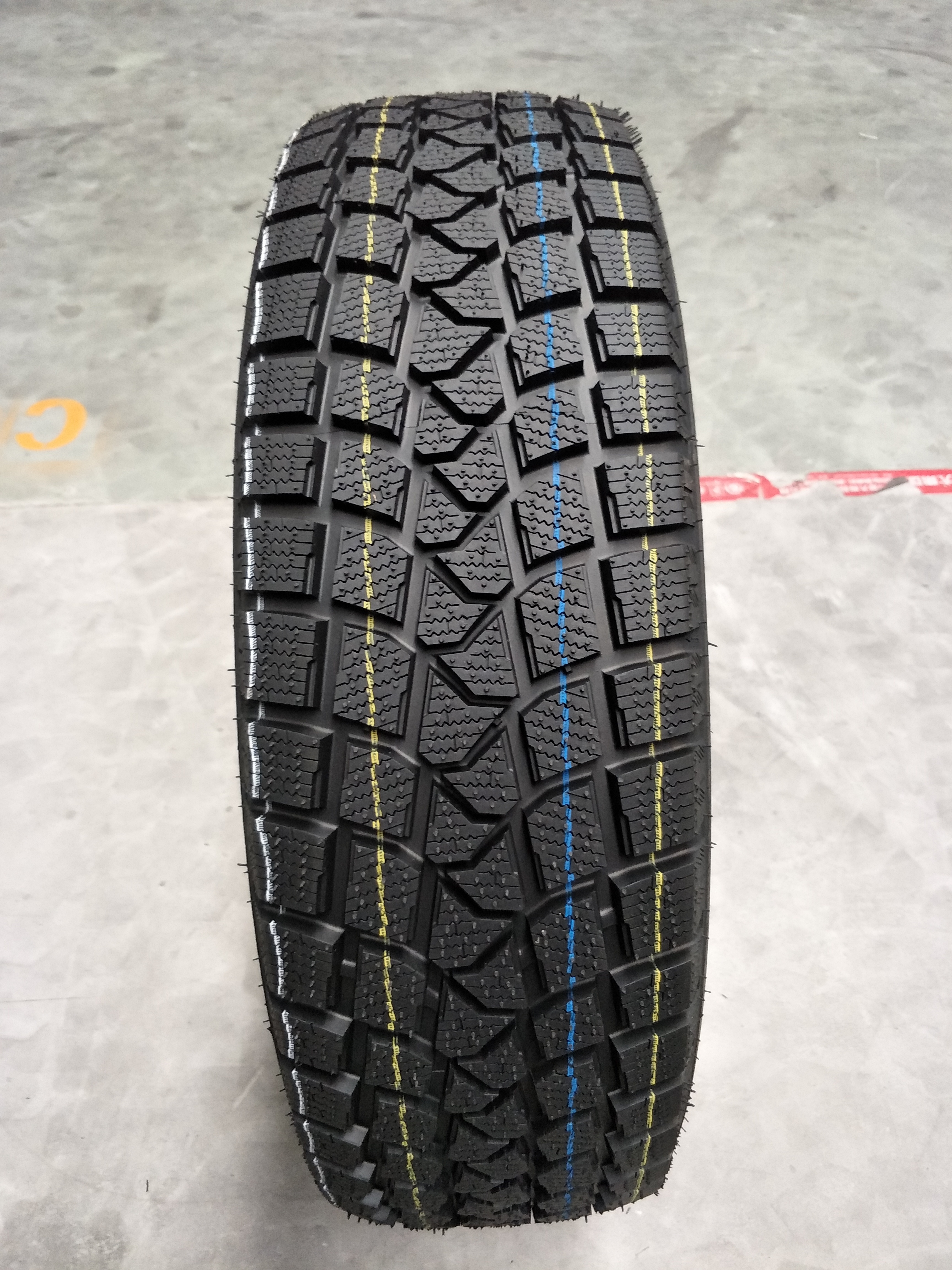 China brand 215/55R17 Chinese winter tyres r17 with best price