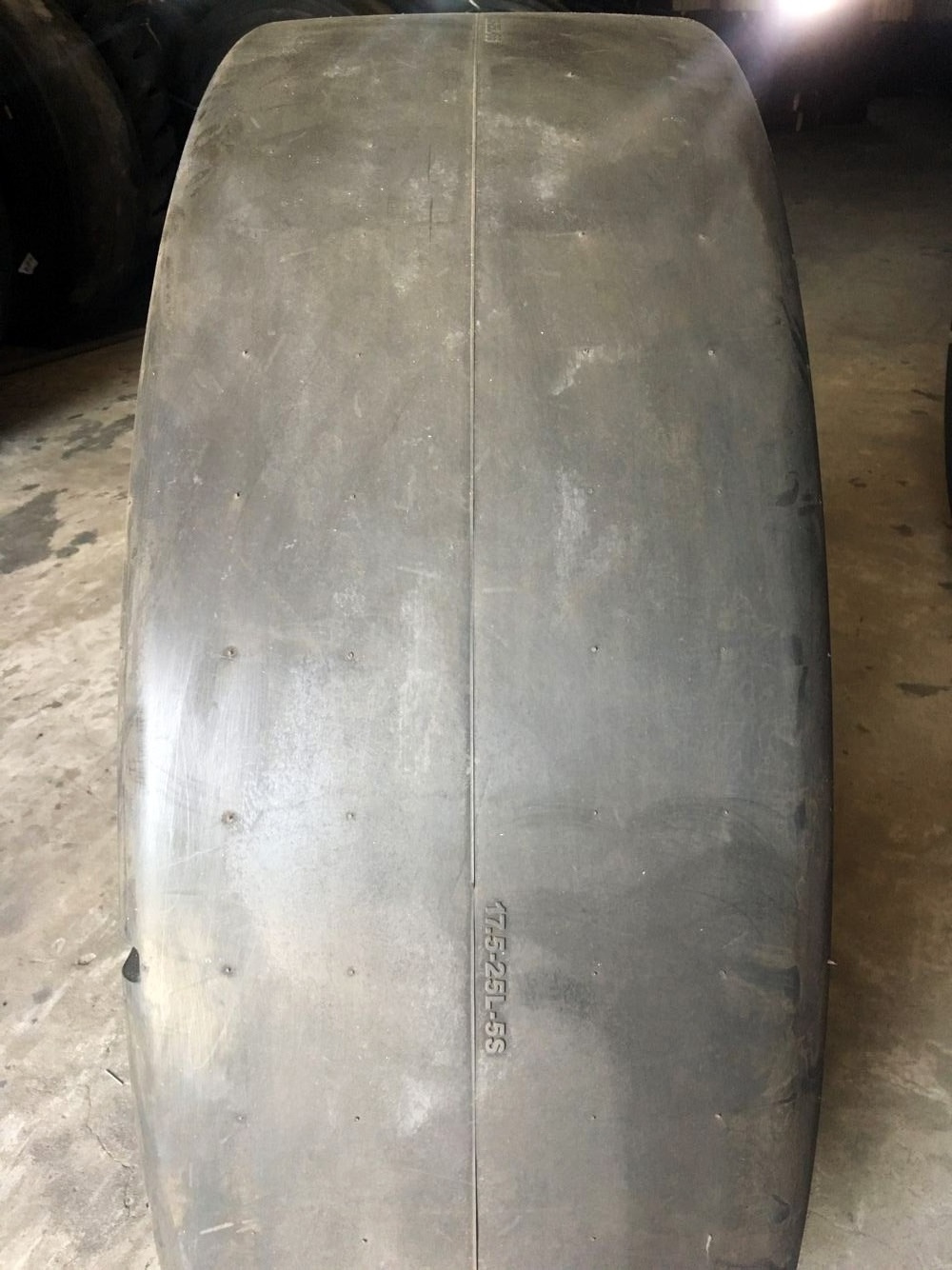 Smooth slick tyres 10.5/80-16  10.5 80 16 OTR tire Off the road tire c-1 with best price