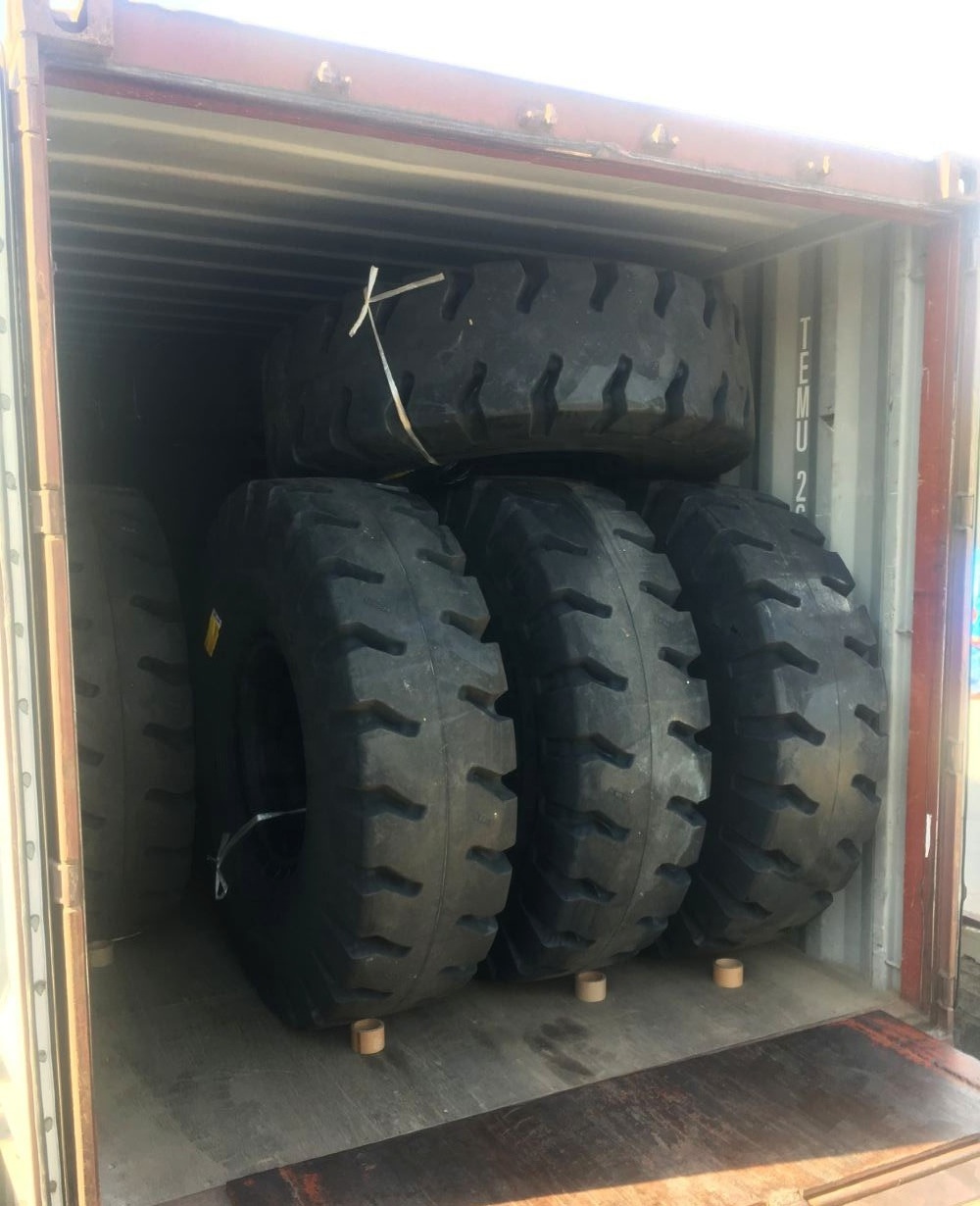 Factory Wholesale Tyres for Dumpers E4 Heavy Duty Bias Tires 1800-33 1800-25 2100-25 Economic Dump Truck Tire 18.00-25 1800x25