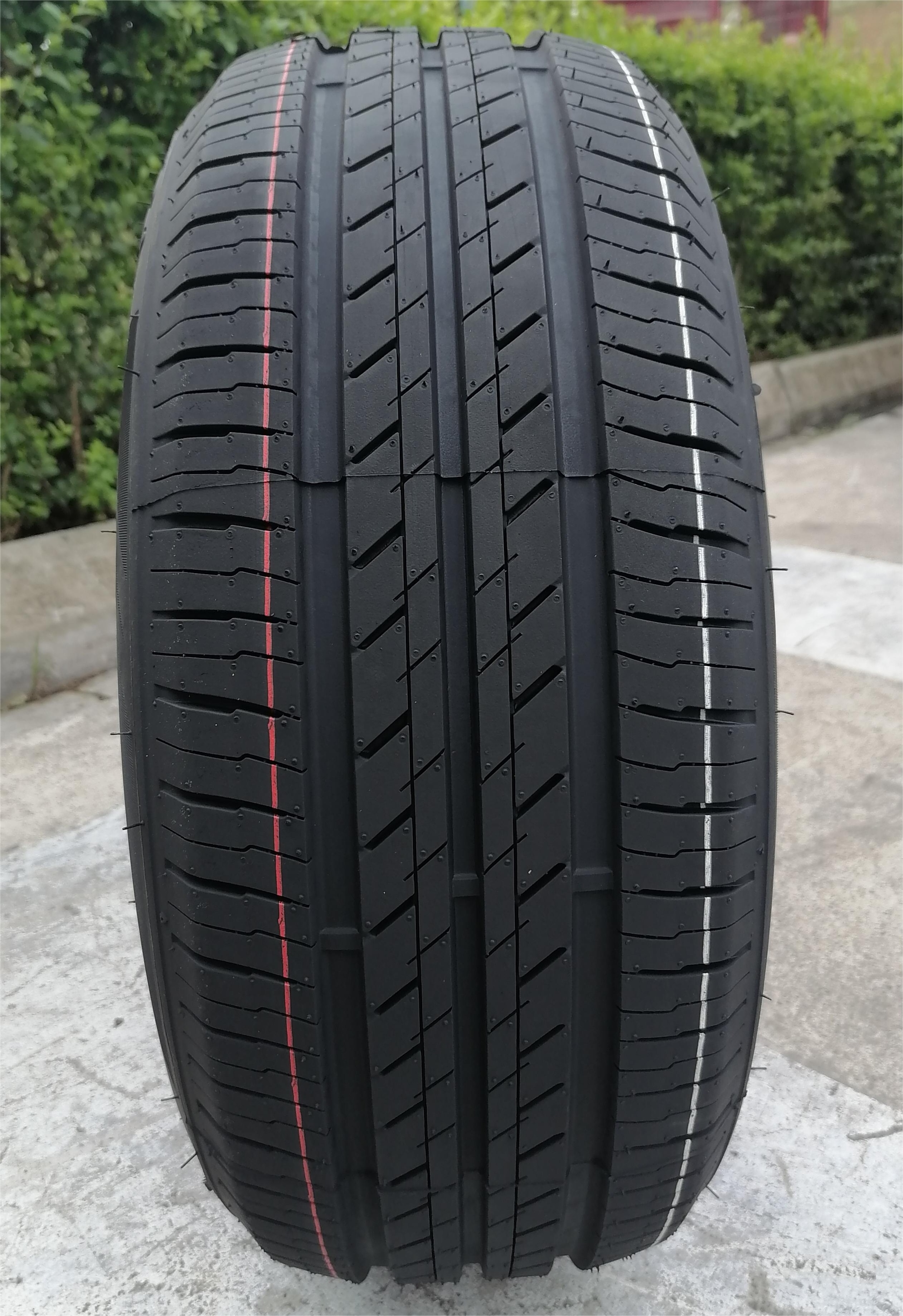 Economic PCR Tyres Radial Tires for Vehicles Business Car Tires 195/55r15 195 65r15 205 60r15 205 65r15 215 70r15 195 50r16