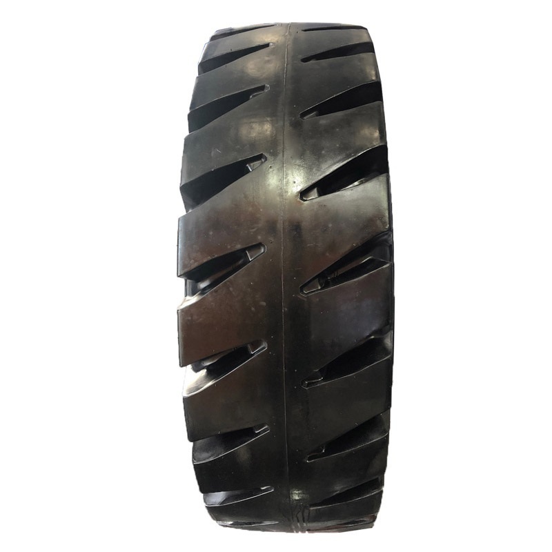 OTR tyre PORT TYRE FOR EMPTY CONTAINER HANDLER 18.00-25   PR40