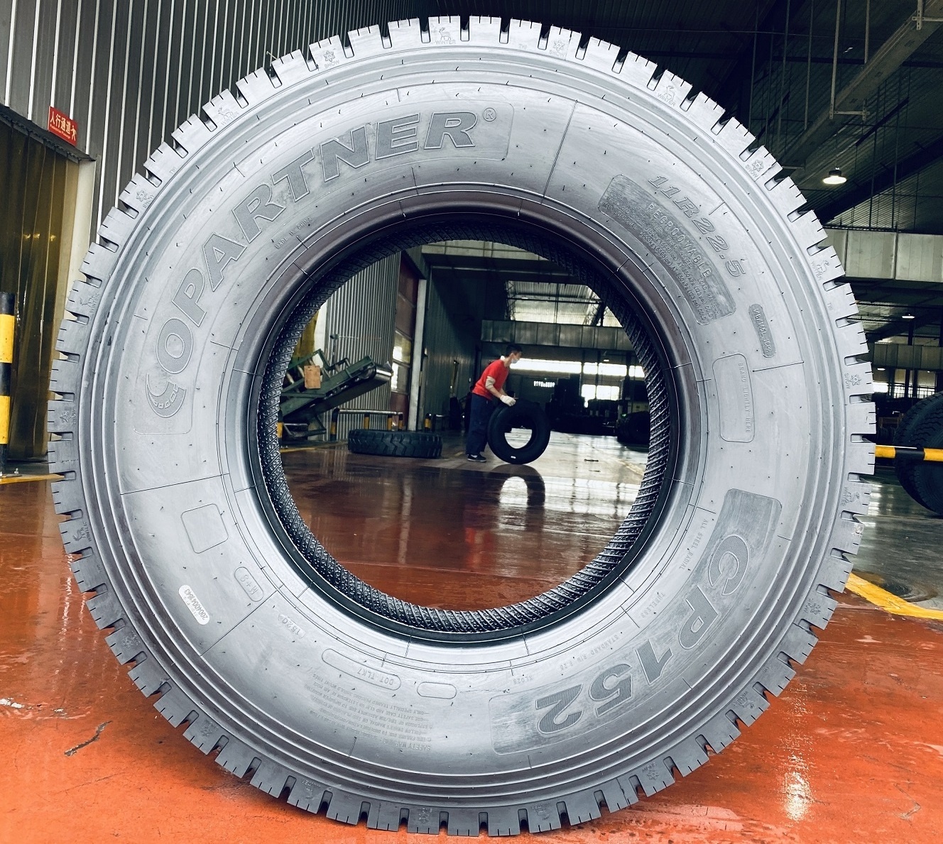 Natural Rubber Dump Truck Truck Radial Tyres Supplier from Thailand Radial Tires 3 Years Sunote Sn115 11r22.5 Radial Truck Tires