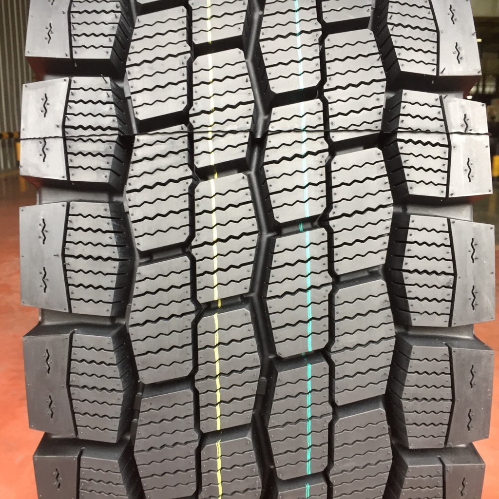 Winter Tires with Deep Pattern 18PR Wholesale Truck Tire 315 70 22.5 315/70R22.5 315 70R22.5