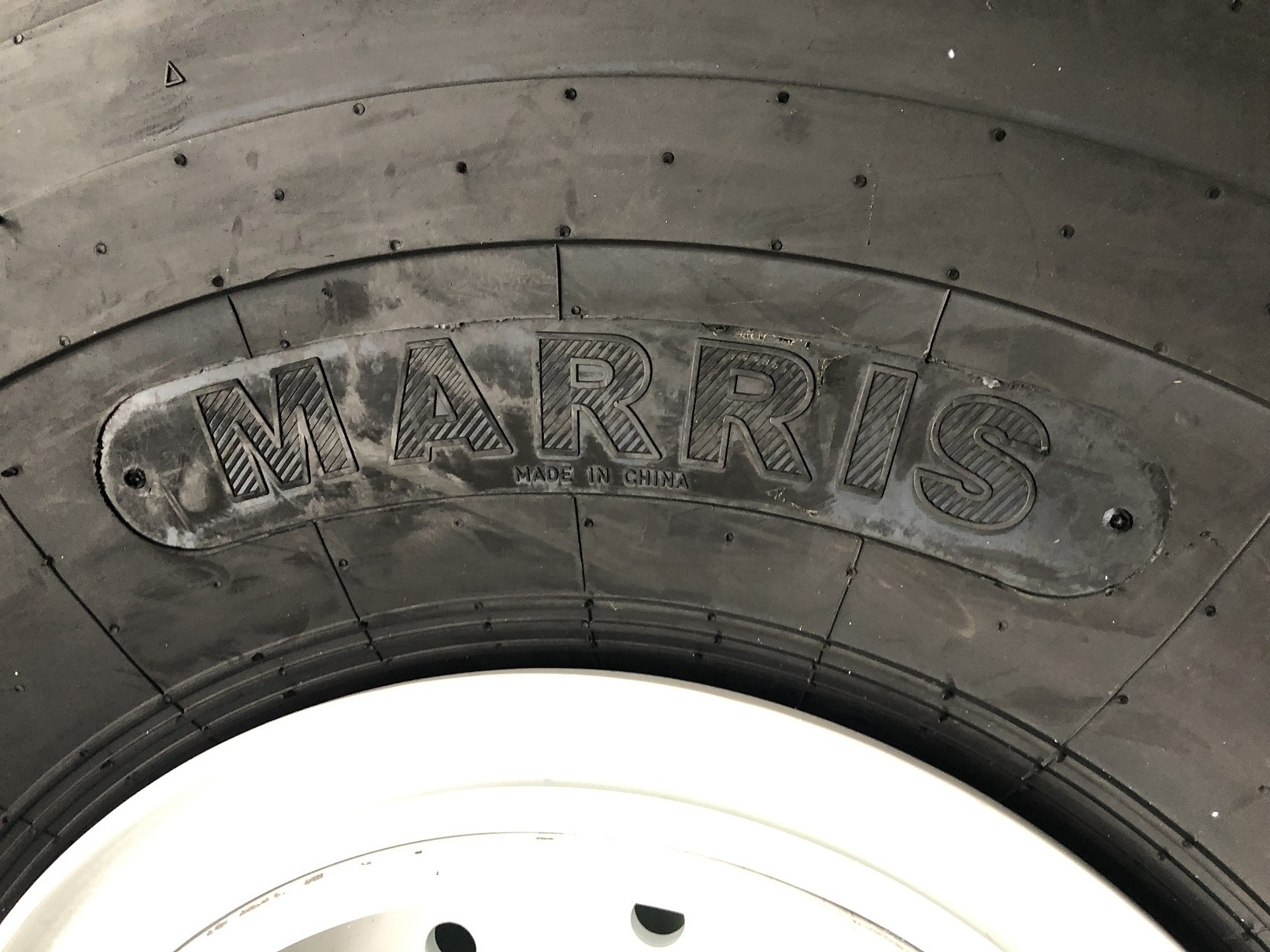 cross country truck tyre 1400R20 1600R20 tubeless truck tire