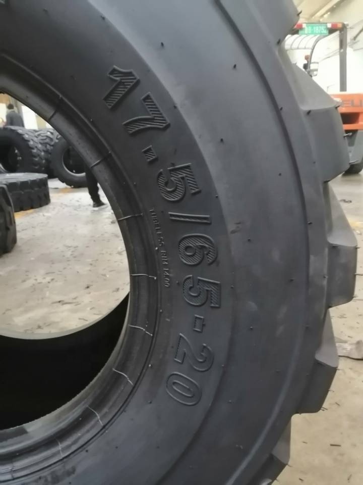 LOADER TIRE 12.5/70-16  15.5/60-18  17.5/65-20 with best price