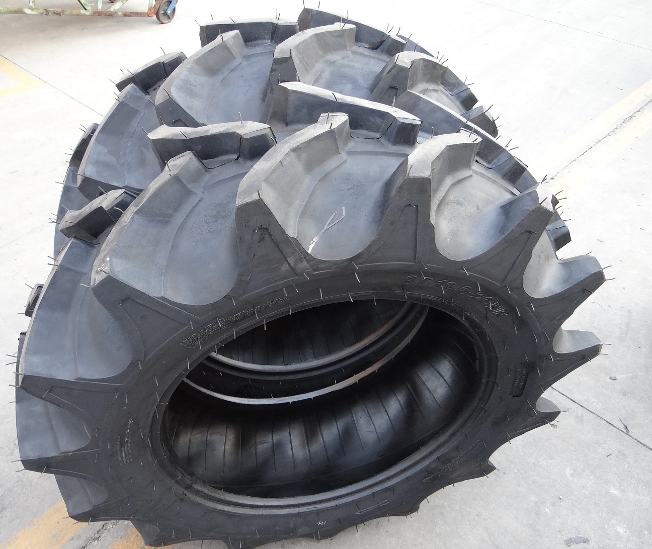 Japanese pattern agriculture tyre 6-14 R1 7-14 R1 7-16 R1 bias tyre