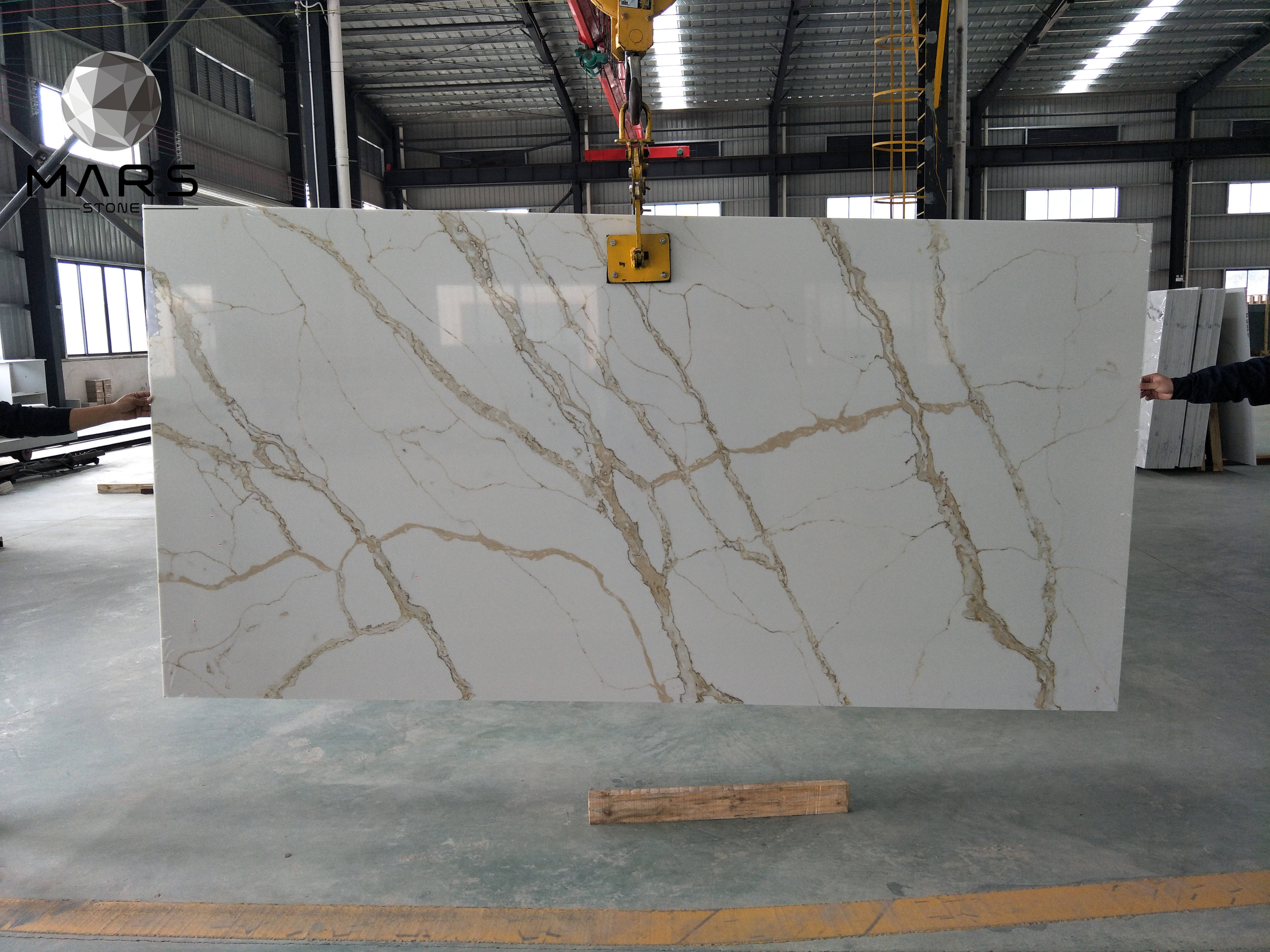 Good Price Calacatta Gold Veins Quartz Slab And Gold Quartz Stone And Modern Quartz Stone Slab For Kitchentop