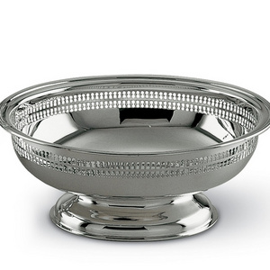 Decorative Luxury Silver Metal Fruit Salad Serving Bowls with Cut Out Mesh Border Modern Nuts Bowl for Nordic Kitchen