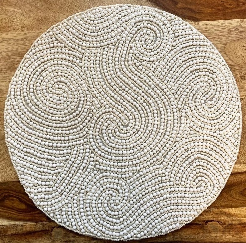 Wholesale Handmade Beaded Round Placemat White Color Acrylic Beads Material Dining Table Placemat