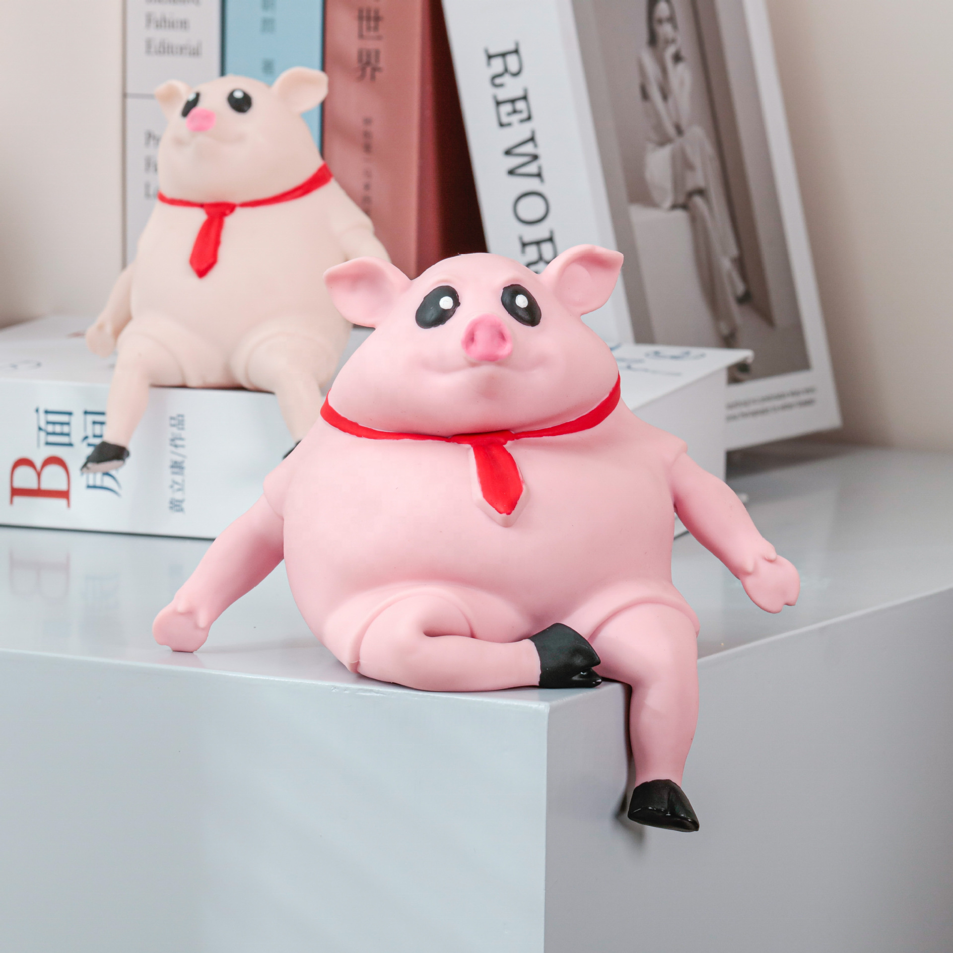 2023 Custom Magic Sand Squishy Pig Cute Pink Squeeze Pig Anti Stress Decompareson Toys For Kids/Adults