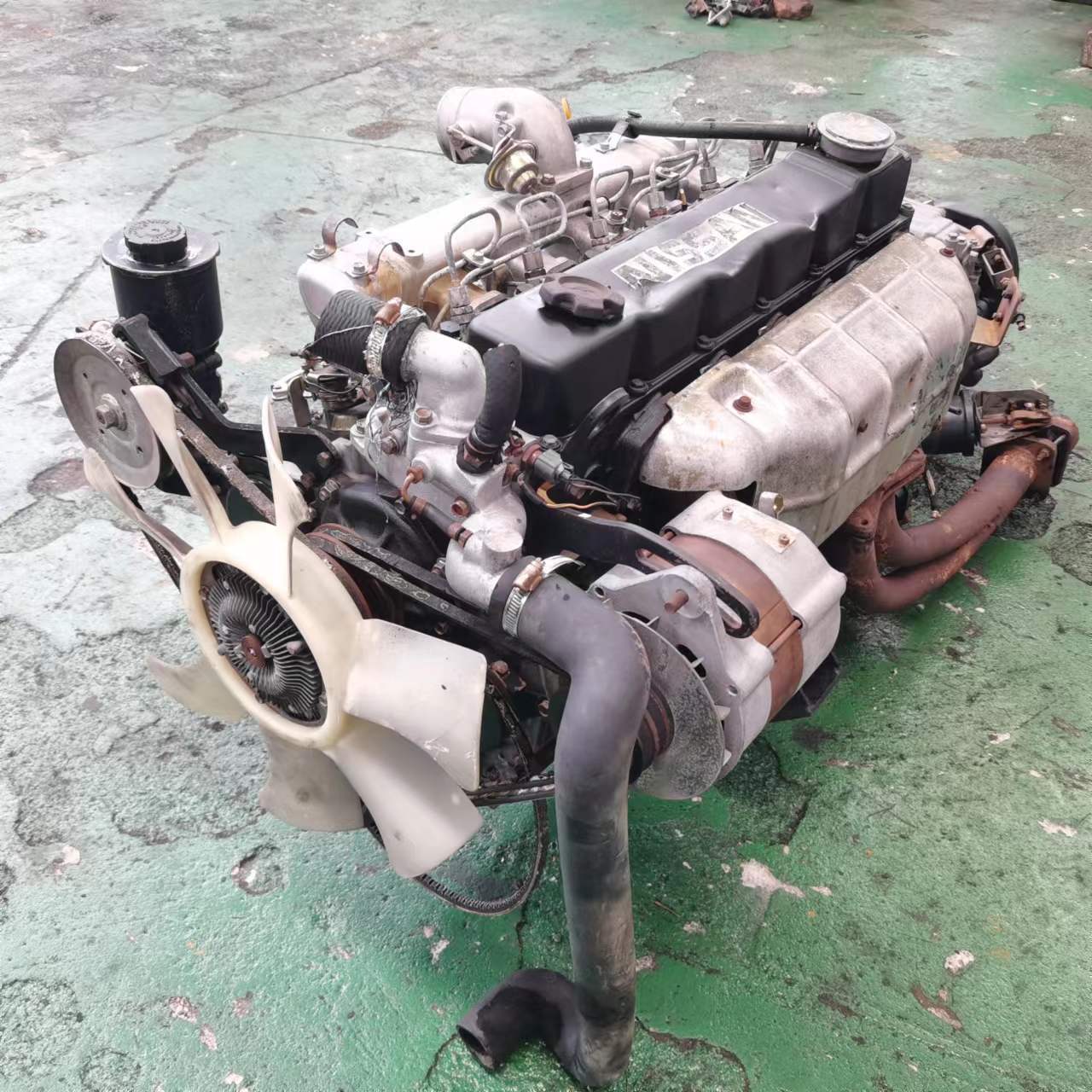 FOR nissan Civilian TD42 Moteur nissan Patrol TD42 Engine