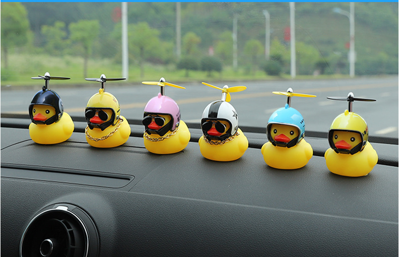 TX Car Little Yellow Duck With Helmet Propeller Wind-breaking Wave-breaking Duck Auto Internal Decoration