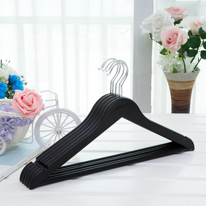 TX Black Plastic Suit Hangers for clothes with pants bar