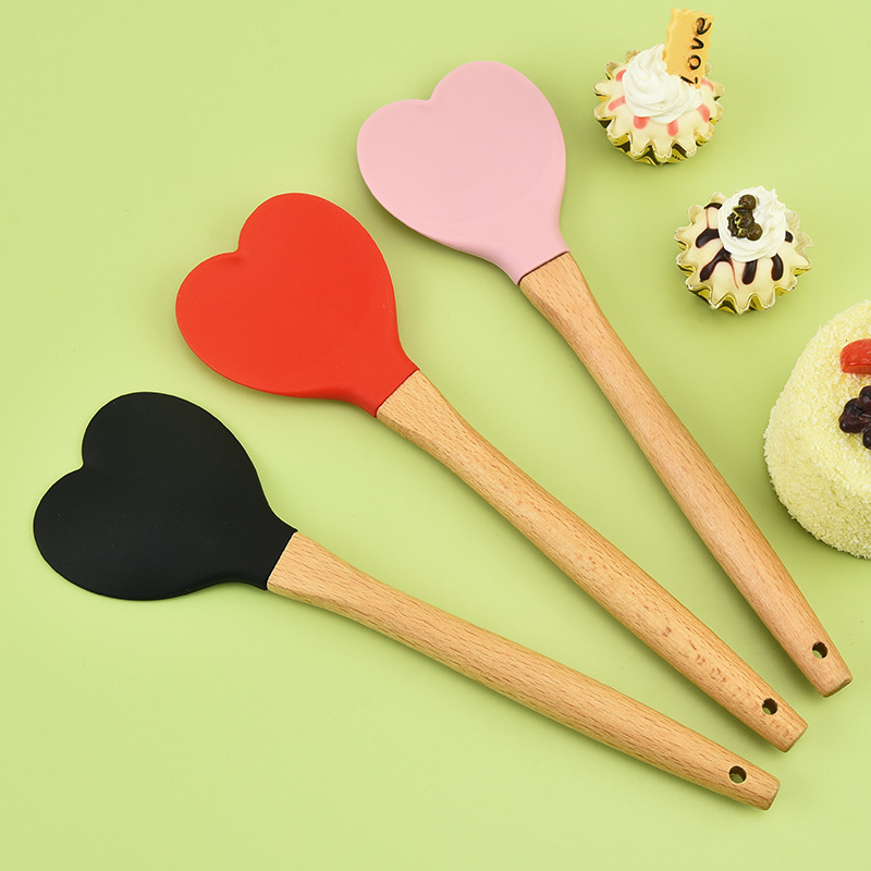 Kitchen Heart Shape Spatula with Wooden Handle baking Spatula baking tools non stick heart shape silicone spatula