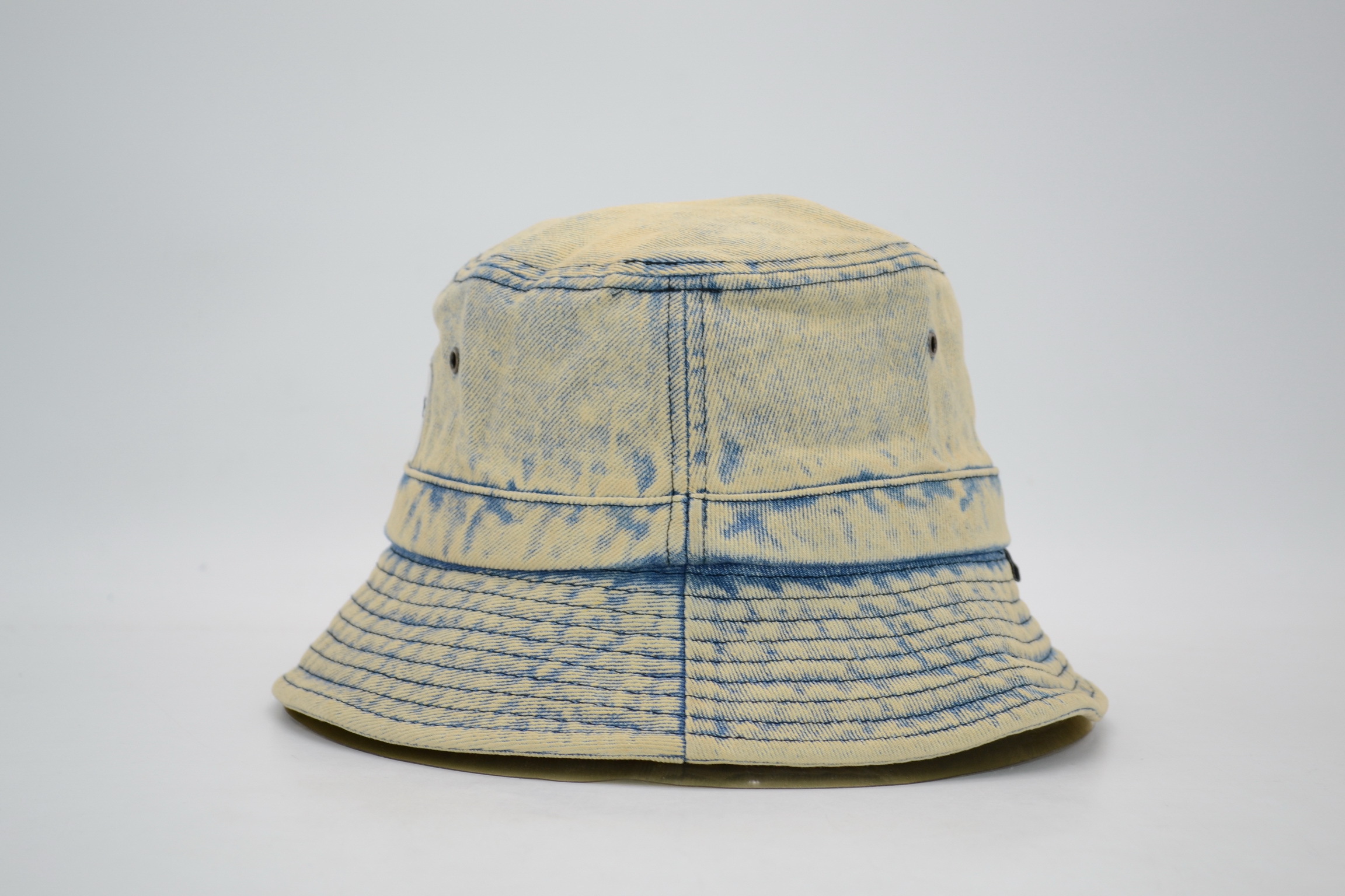 Tie-dye high quality jeans Denim fabric bucket hat with custom woven label patch logo