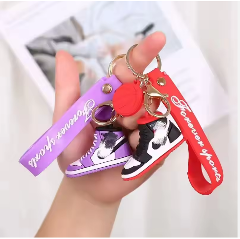 3d three-dimensional basketball shoes car key chain creative mini shoe model car key chain pendant Car key bag and accessories