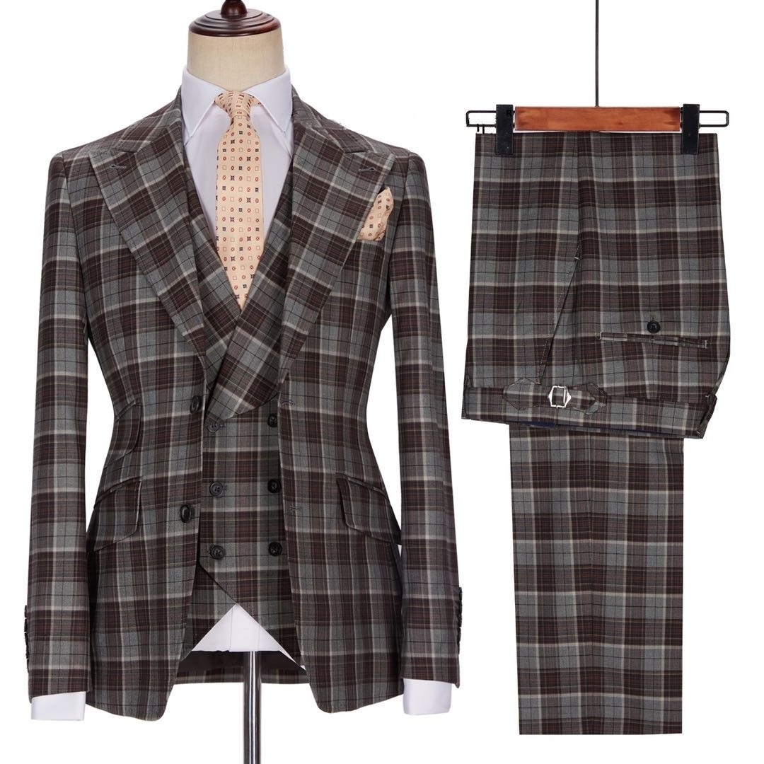 Tuxedo Suits Single Breasted Full men Two Button Polyester / Cotton Long Blue Plaid or Brown Plaid Mens Suits 3 pieces set