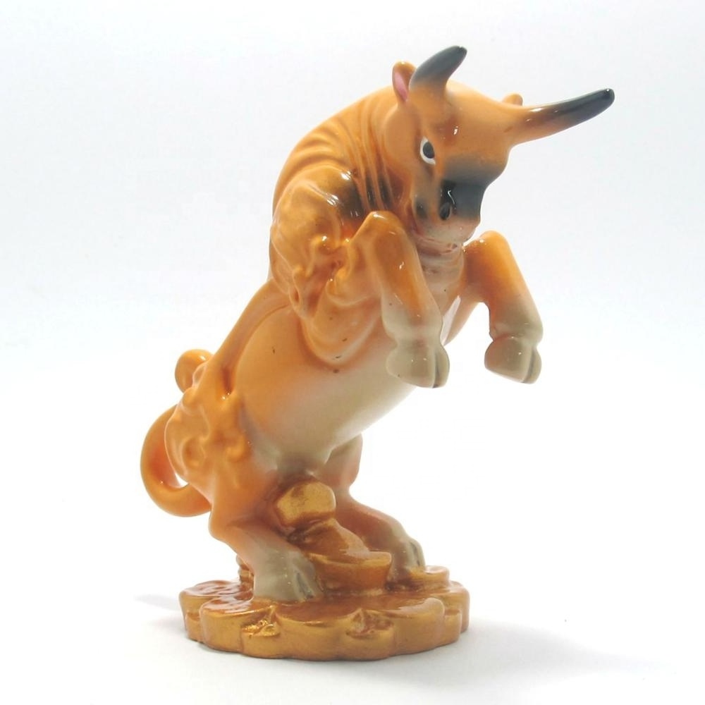 Custom Polyresin animal figurine for home decoration/ Resin Bull figurine with cheap price