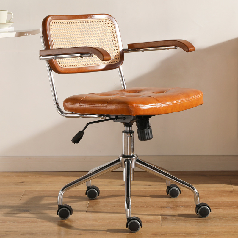 Home use rattan office chair gas lifting office furniture swivel executive ergonomic leather office chair