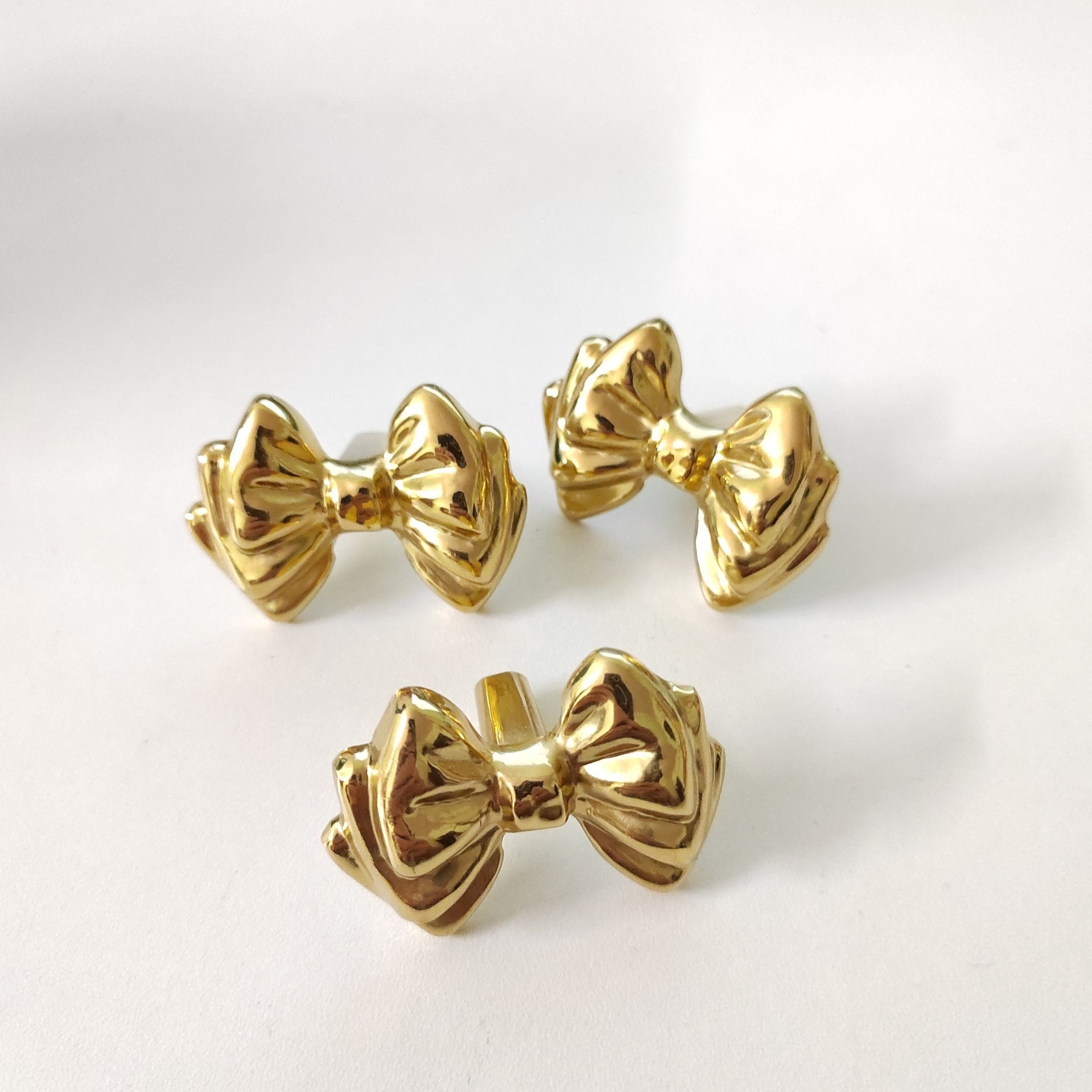 Golden Bow Brass Cabinet Handles, Cute Design Metal Handles, Wardrobe Handle Drawer Knobs for Children/Girls Room