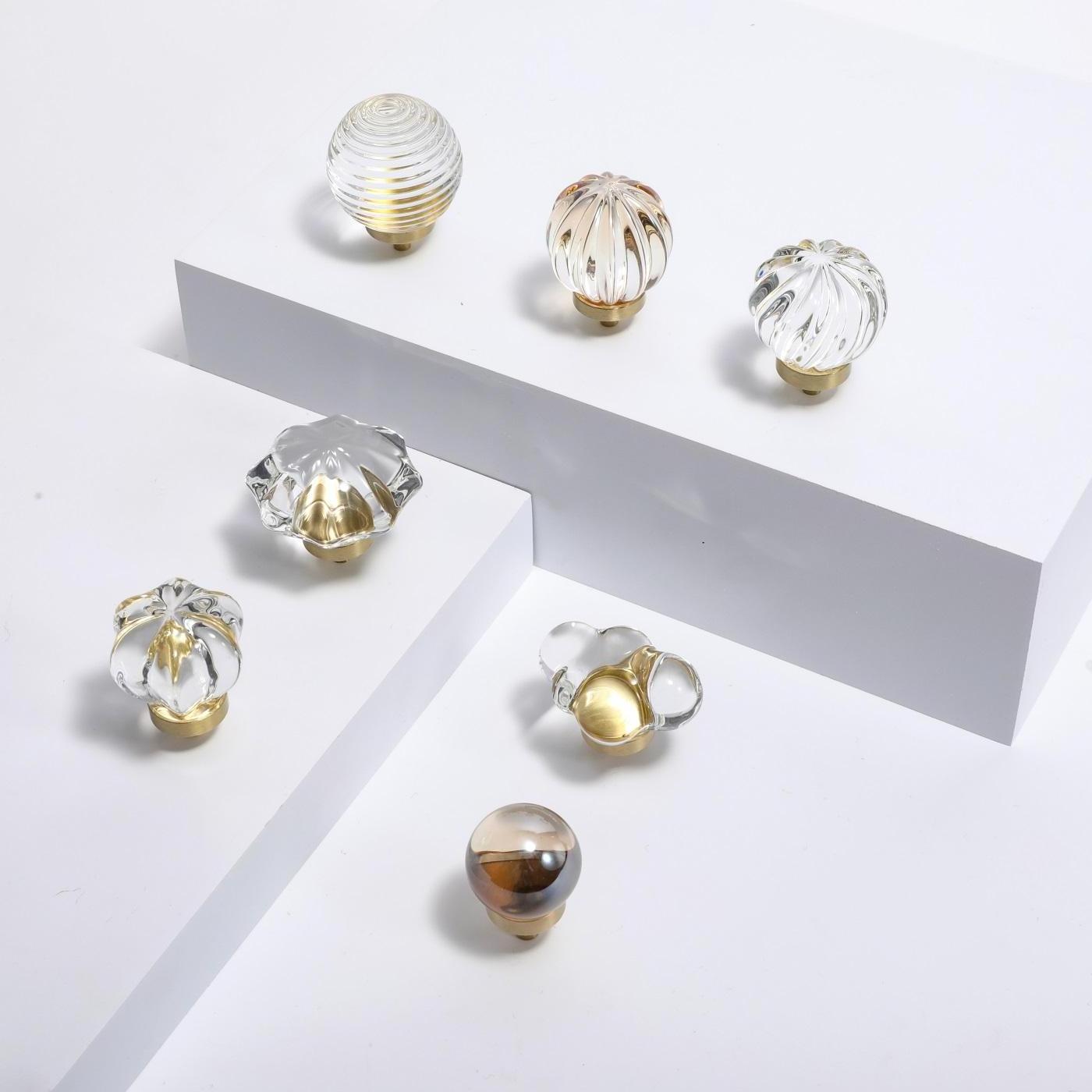 Maxery Transparent Crystal Mini Cabinet Knobs Cute Drawer Pull Childlike Cabinet Knobs with Different Shape for Home Hotel