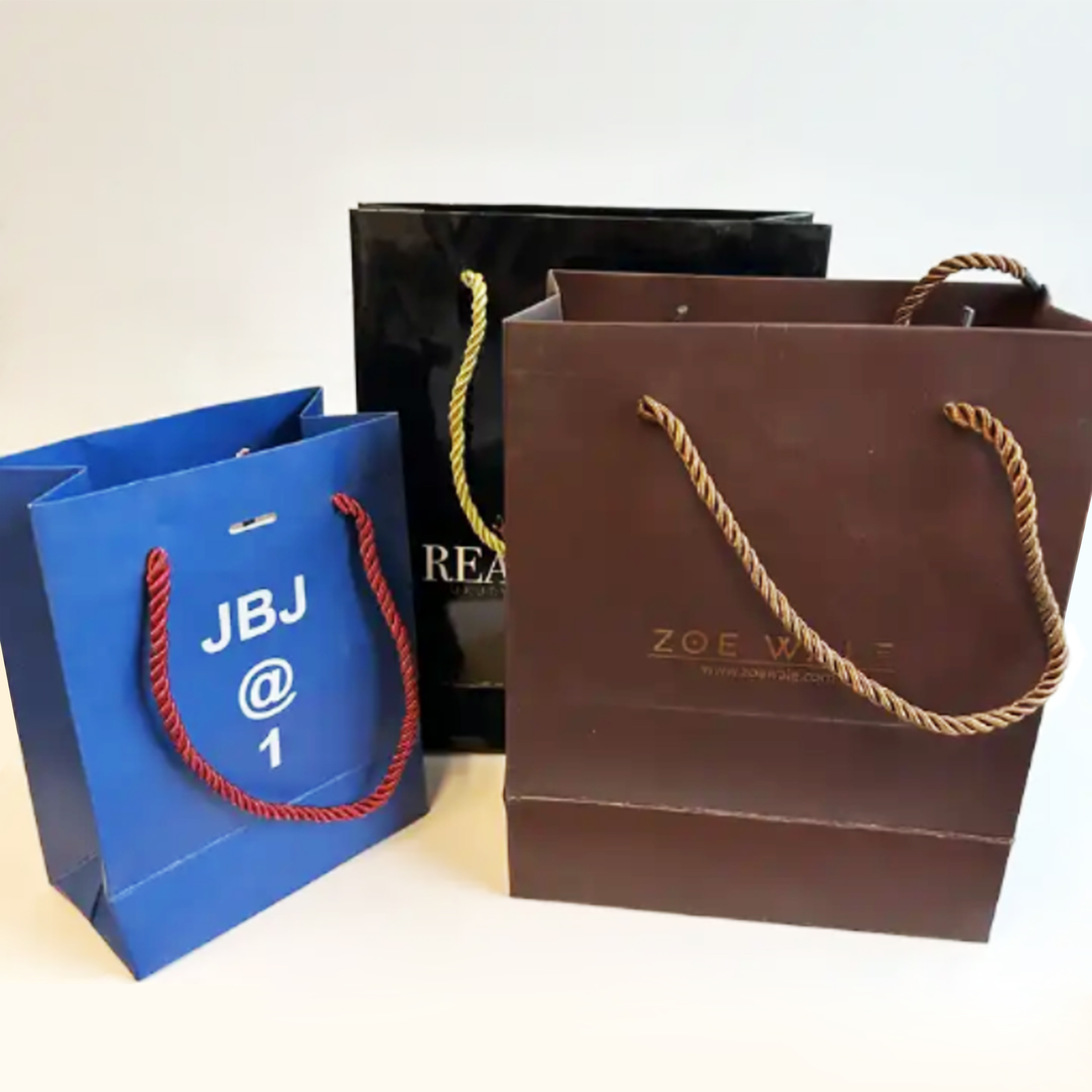 Custom Packaging Bags Hot Sales High Quality Customized Gold Foil Logo Paper bags For Hair Extension Packaging