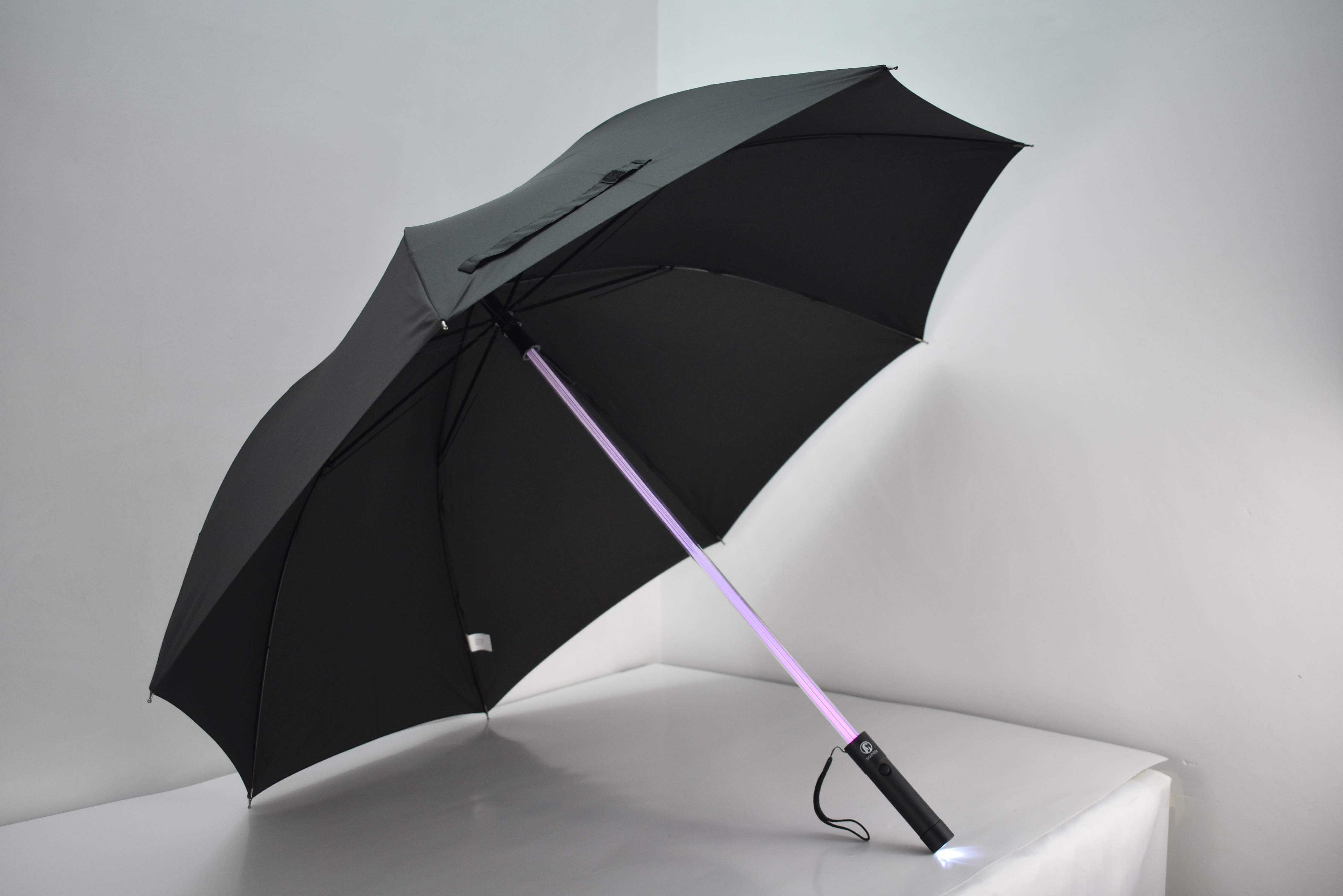 LED UMBRELLA WITH REFLECTIVE STRAP  FLASHLIGHT  FOLDING UMBRELLA