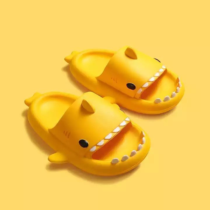 Baby Sharks Flip Flop Sandals Shoes Slides Adult Shark Slipper Drop Shipping Shark Slippers Quick Drying Wholesale China Summer