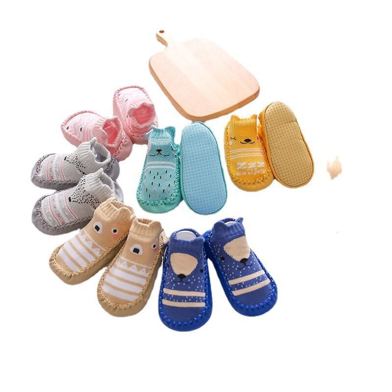 MAX Bulk wholesale cheap cute animal kids rubber sole shoe socks FOR KIDS BABY SOCKS SMILE KNITTED