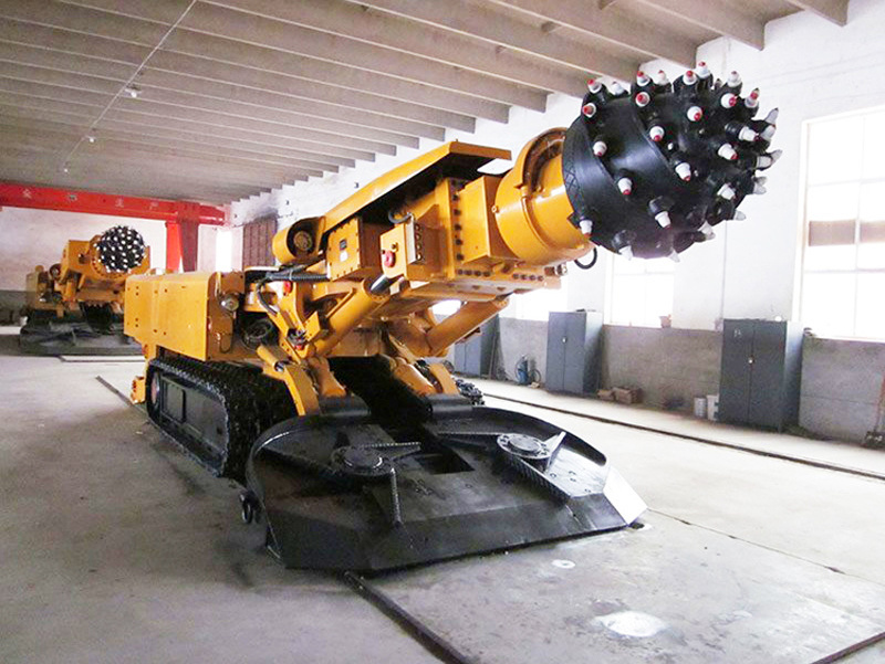 Roadheader tunneling machine EBZ230 with good performance