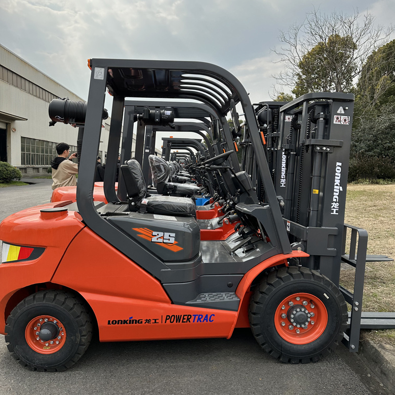 LONKING 2.5t Diesel Engine Forklift with Pneumatic Tire LG25DT