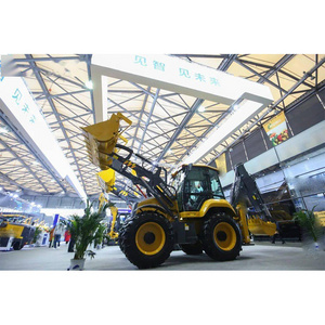 China 3.5t Backhoe Loader with 4WD Wheel XC8-S3580 in Russia Market