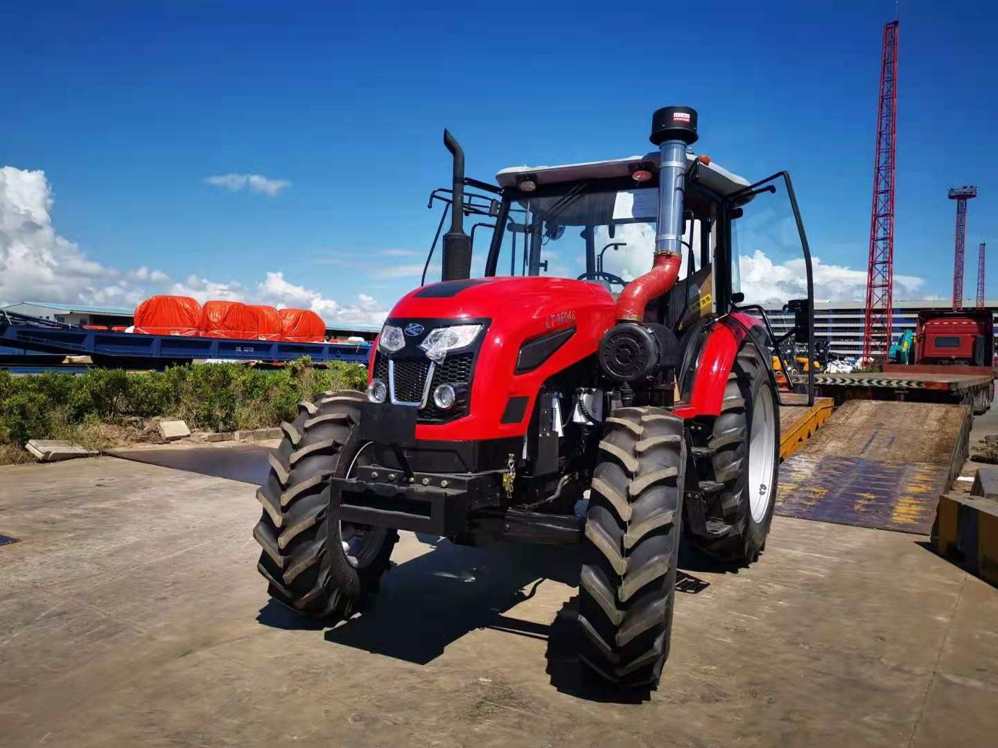 YTO 100hp Mini Crawler Tractor Farm Tractor CB1002